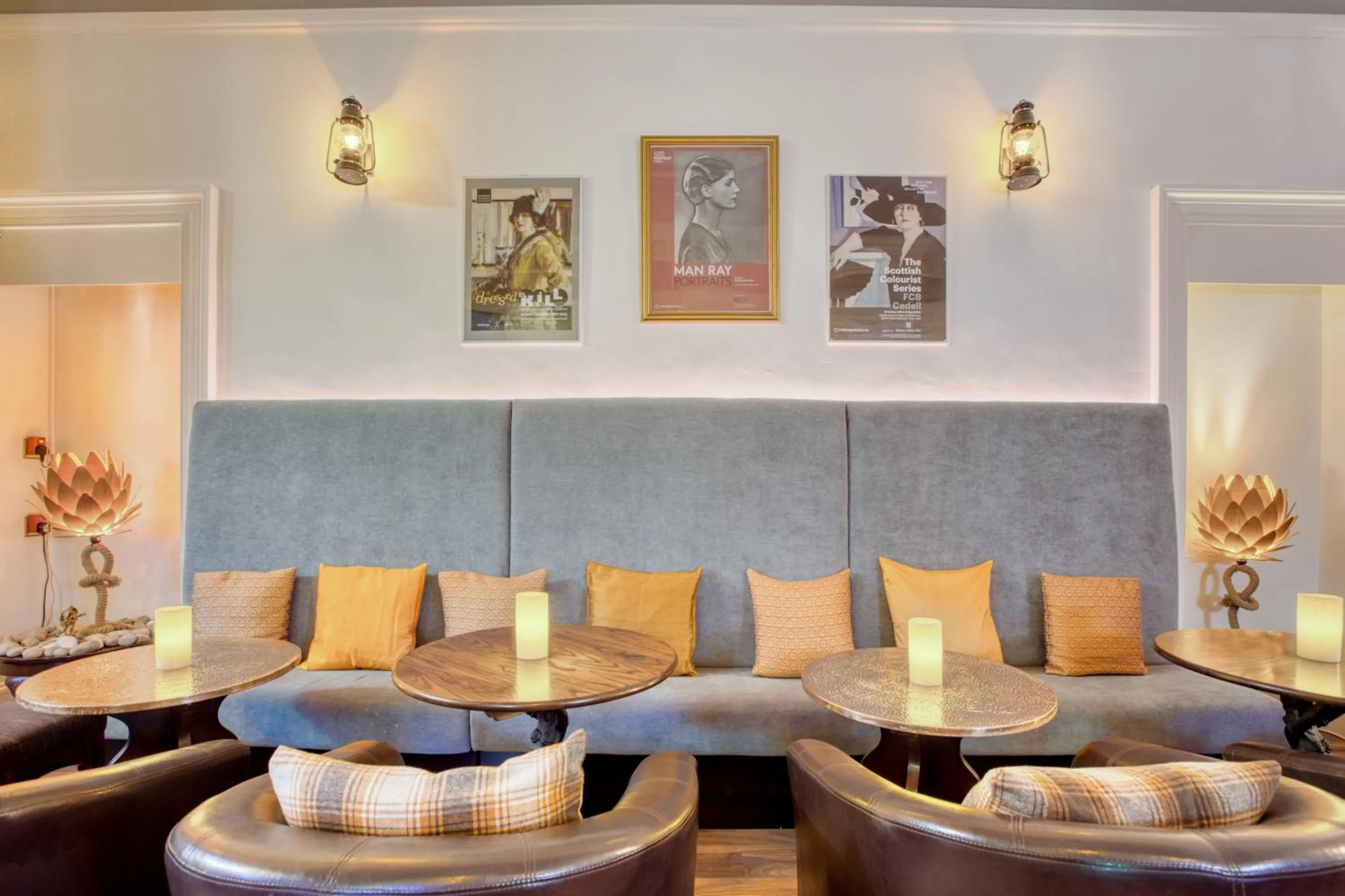 Lounge or bar in No32 Hotel