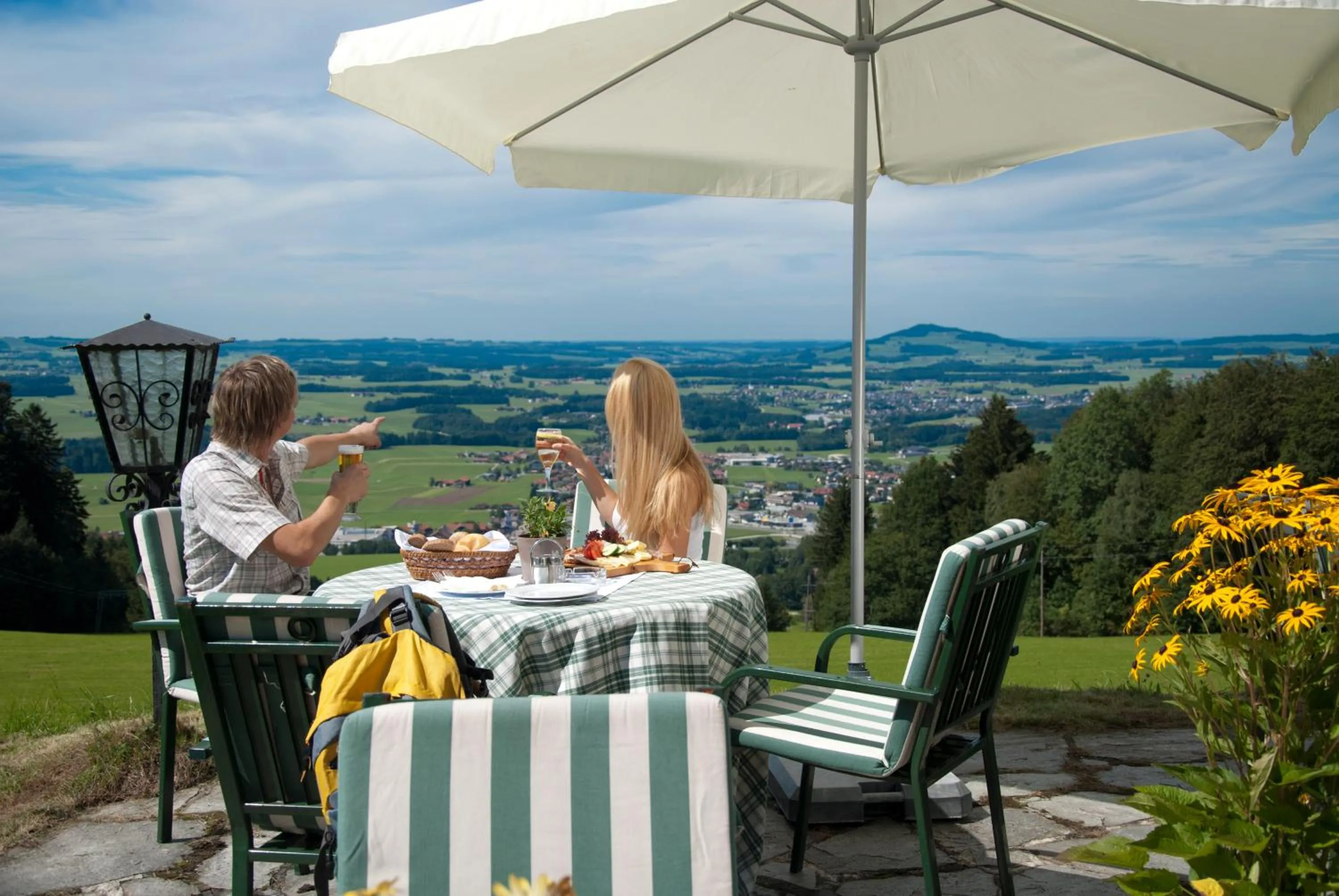 Restaurant/places to eat in Hotel-Restaurant am Hochfuchs
