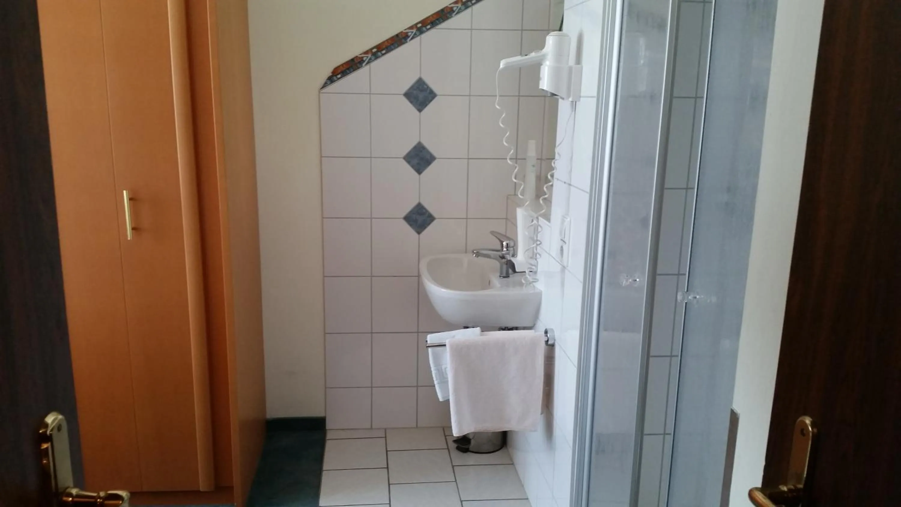 Bathroom in Hotel-Restaurant am Hochfuchs