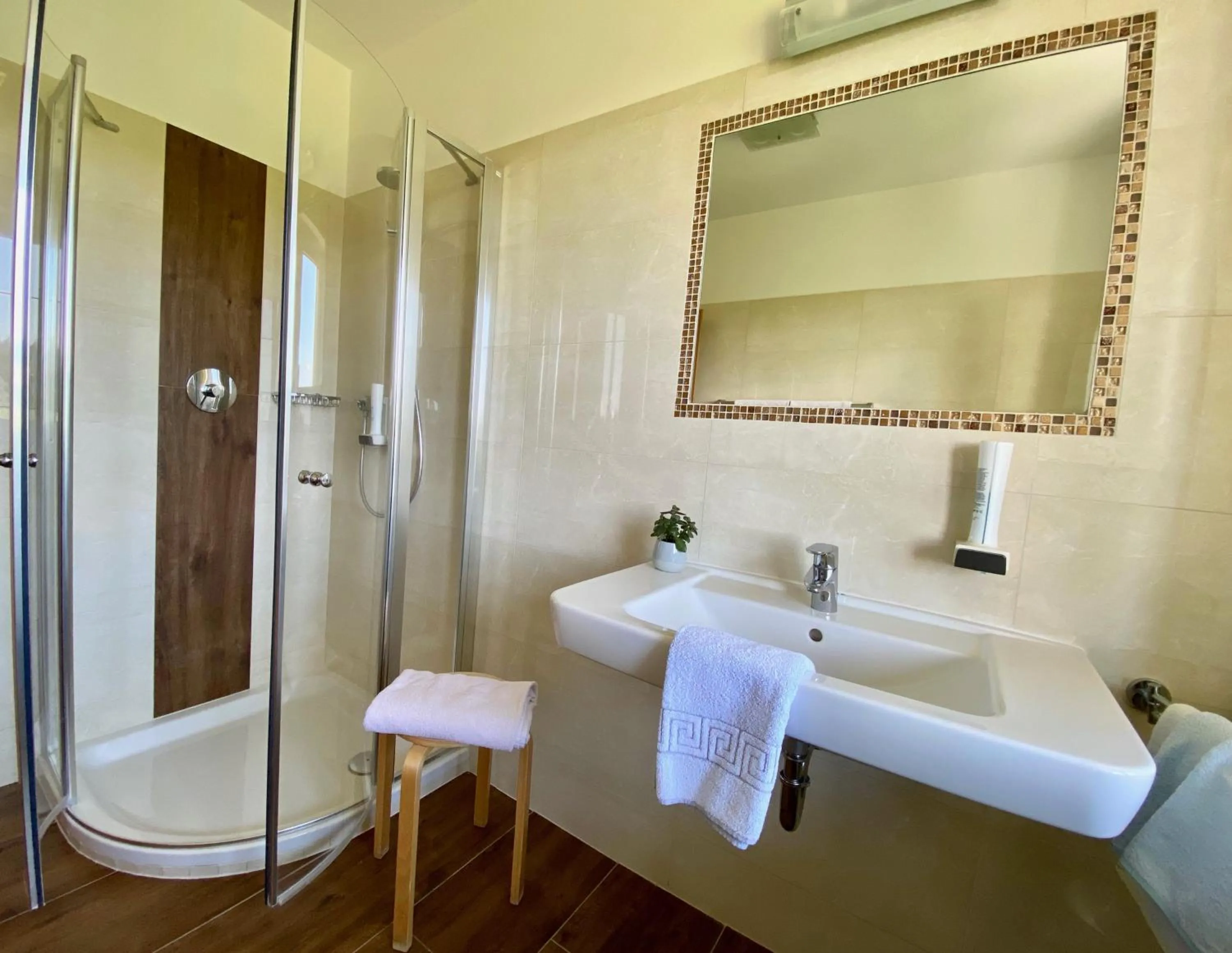 Bathroom in Hotel-Restaurant am Hochfuchs