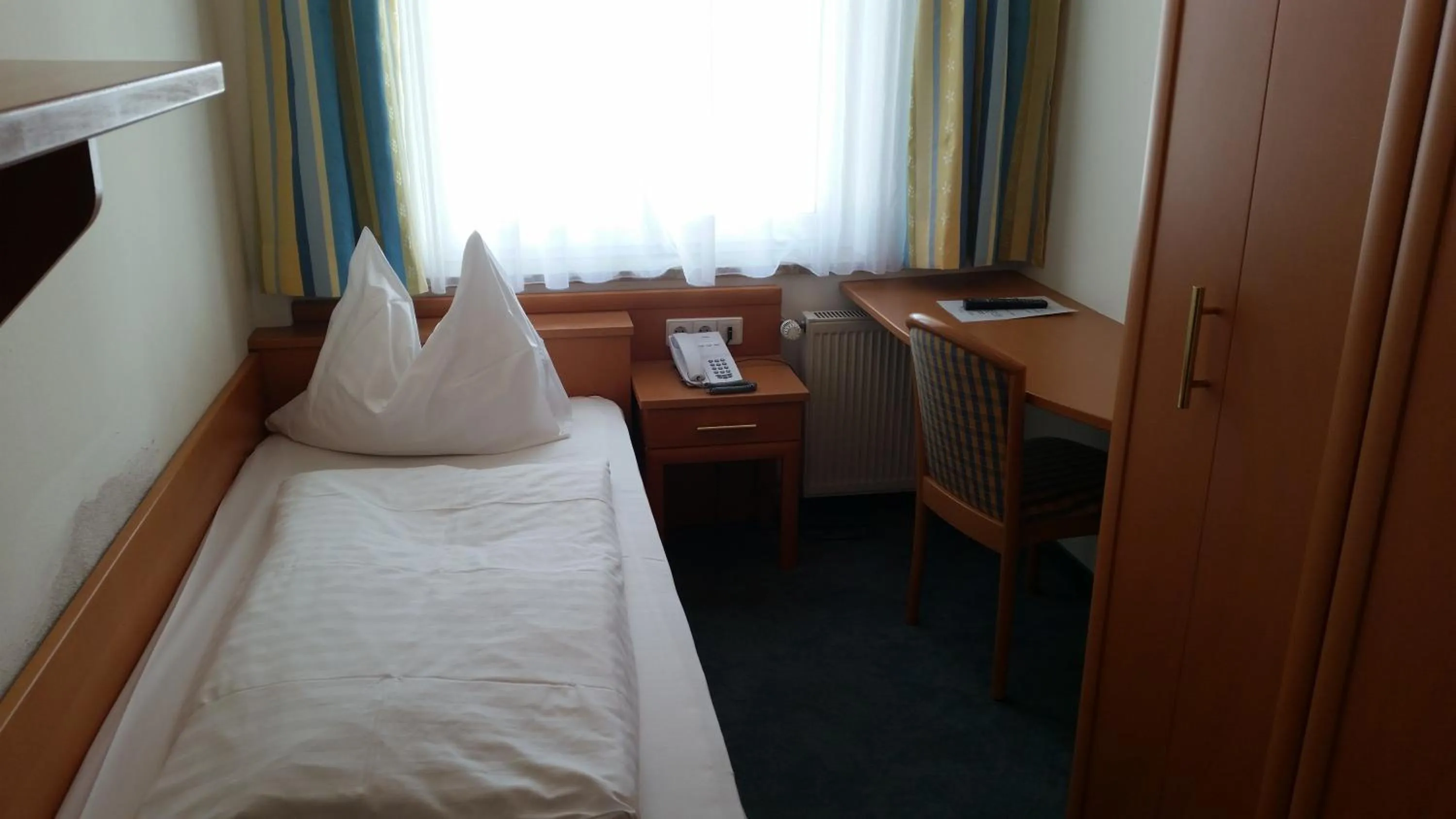Photo of the whole room, Bed in Hotel-Restaurant am Hochfuchs