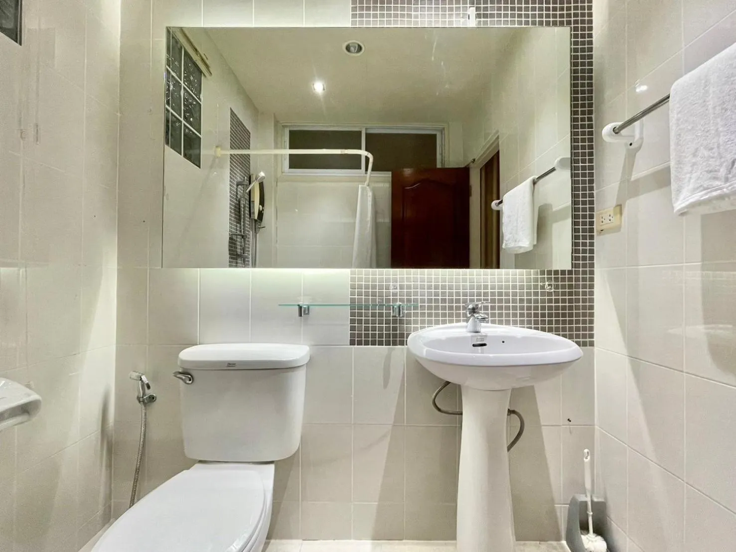 Sabaiday Guesthouse Nimman