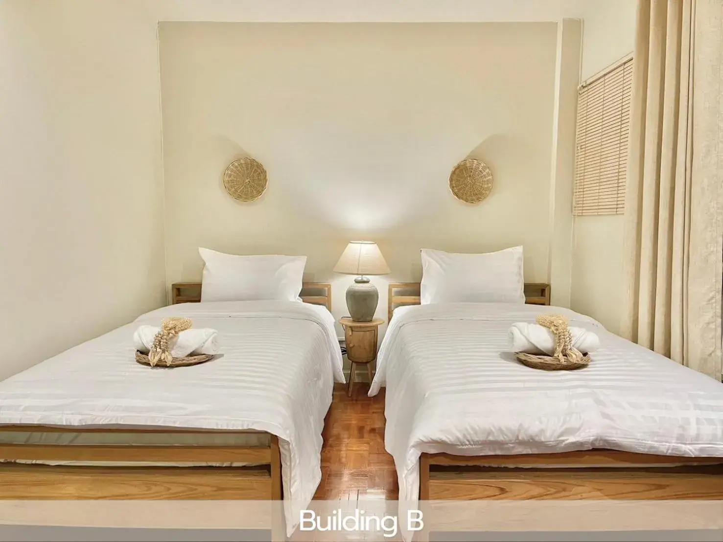 Twin Room with Balcony in Sabaiday Guesthouse Nimman Twin Room with Balcony in Sabaiday Guesthouse Nimman