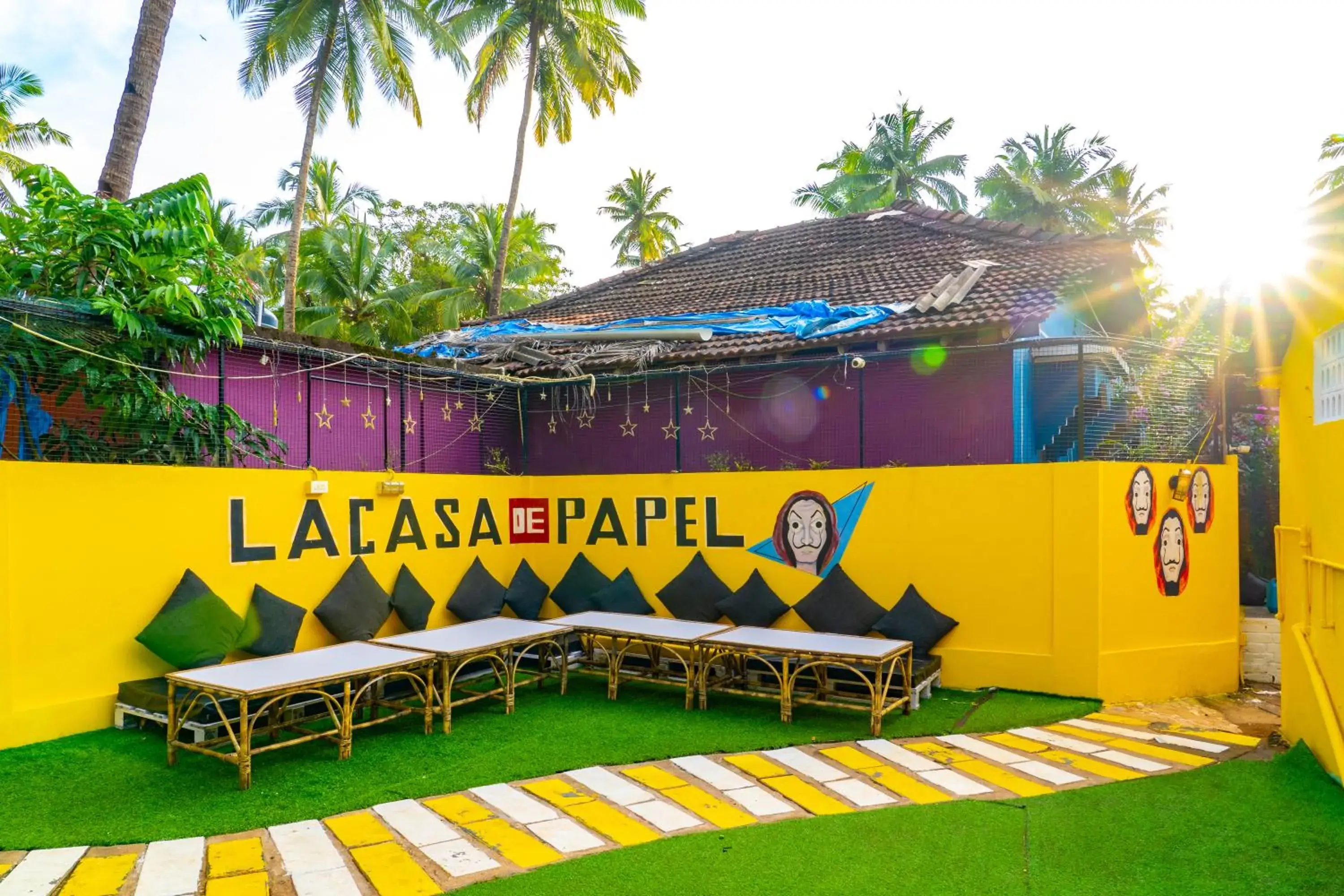 sunbed in Whoopers Hostel Palolem sunbed in Whoopers Hostel Palolem