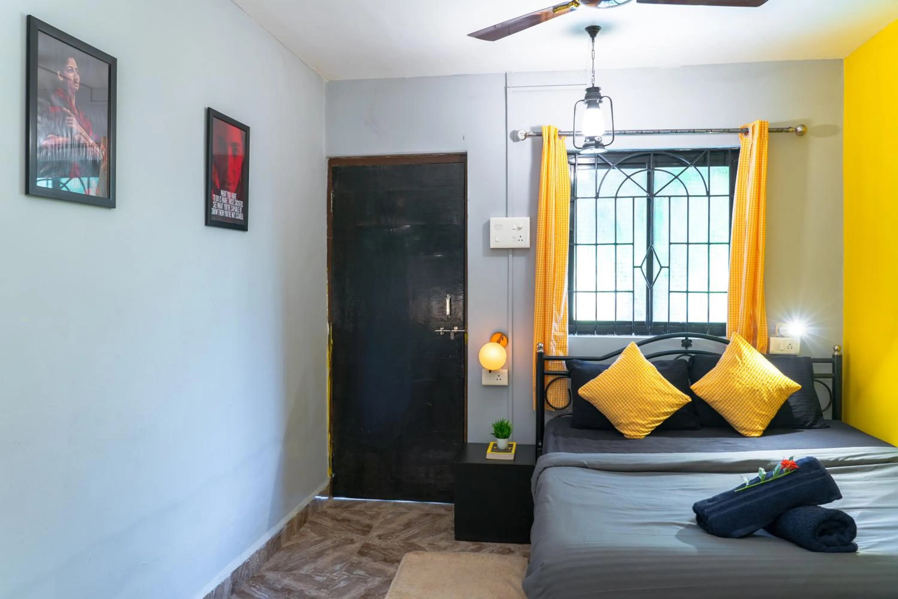 Bedroom, Bed in Whoopers Hostel Palolem