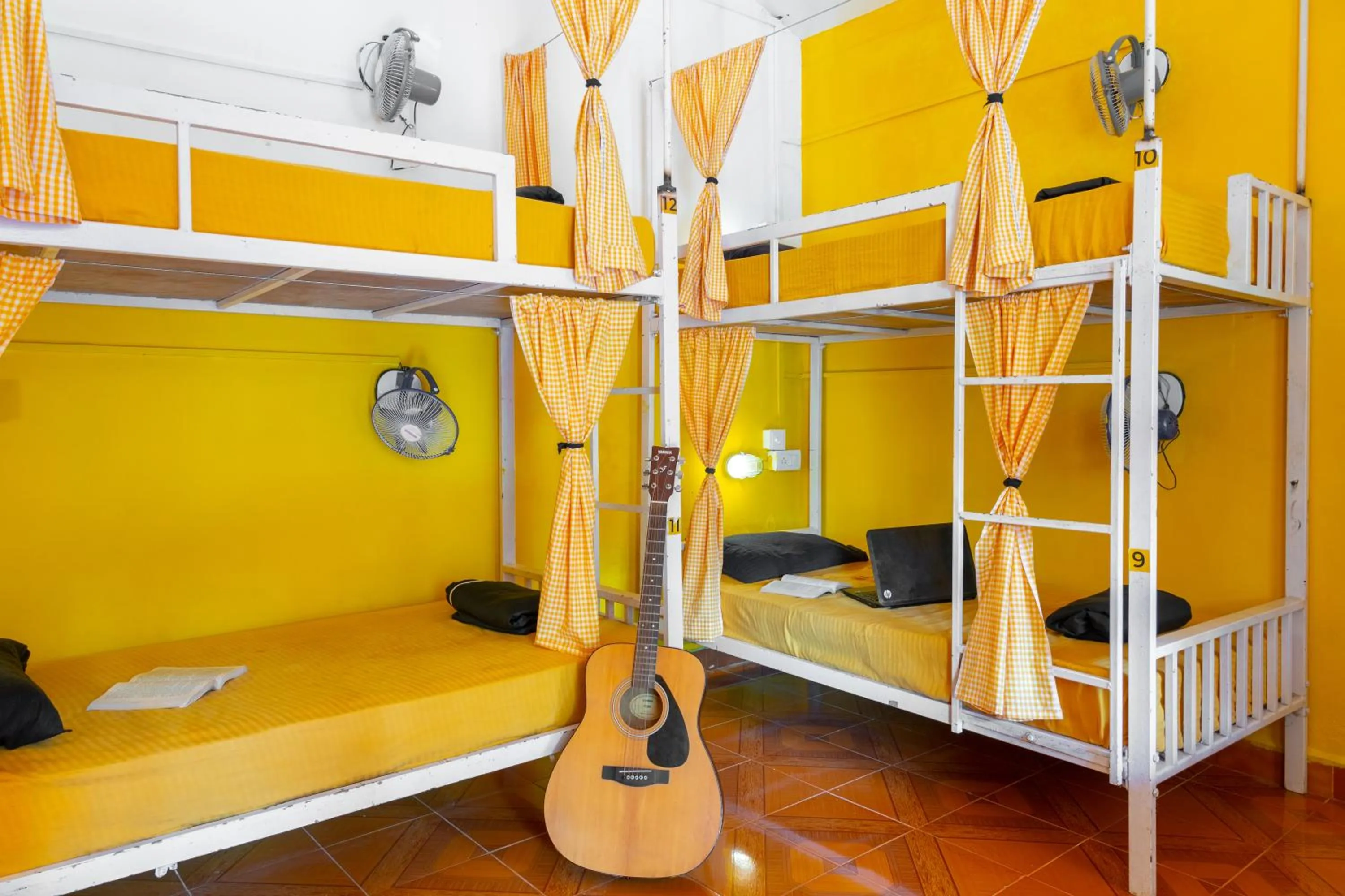 bunk bed in Whoopers Hostel Palolem