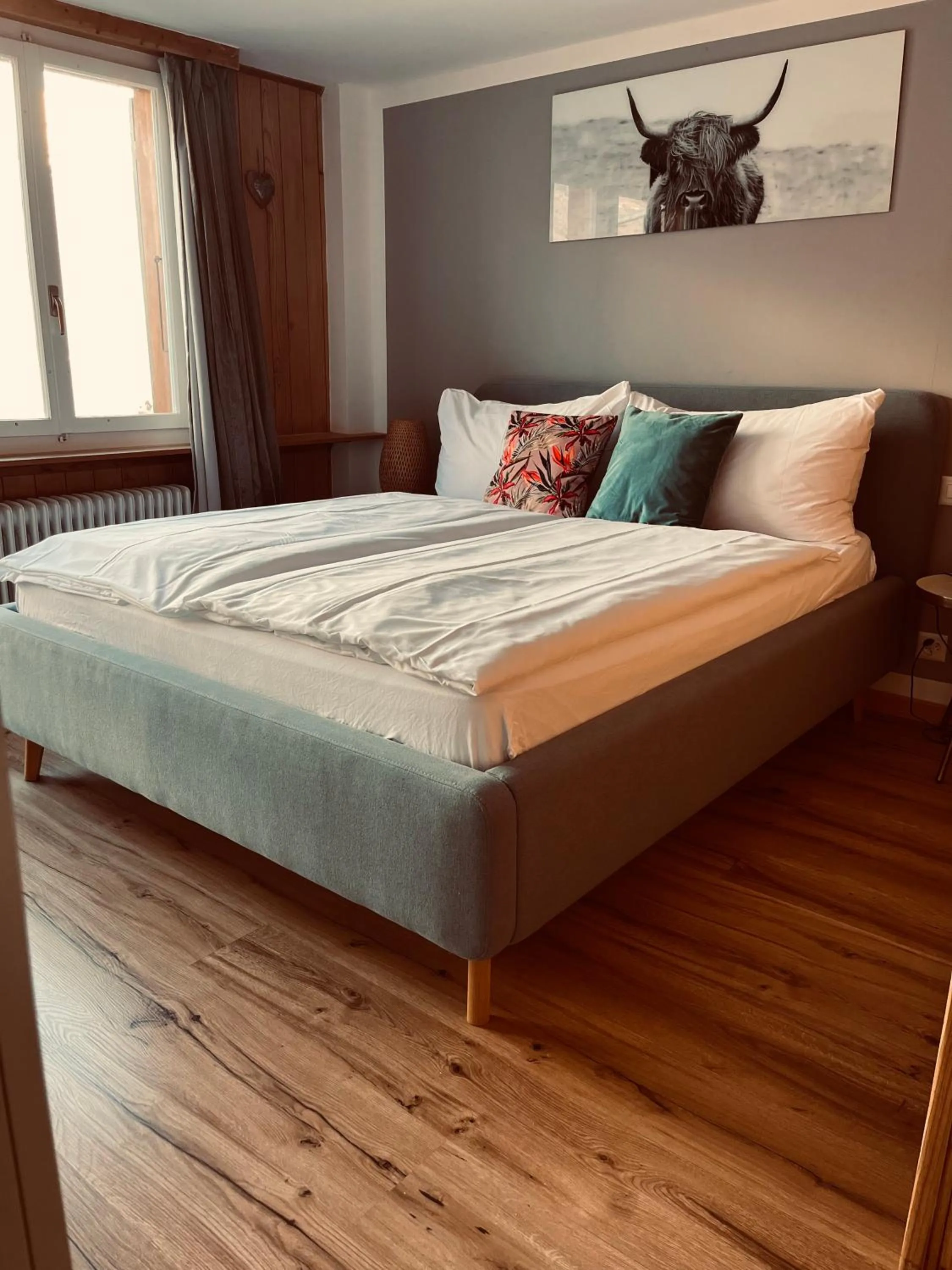 Bed in Boutique Hotel Bellevue B&B am Brienzersee Iseltwald Interlaken