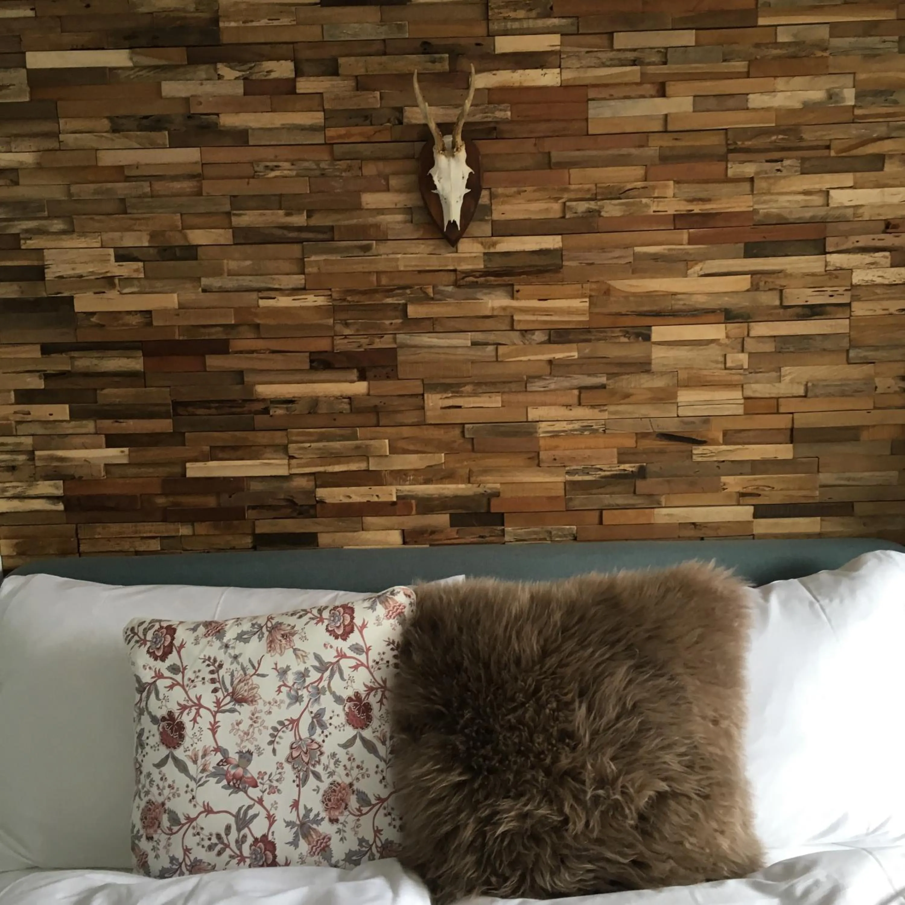 Bed in Boutique Hotel Bellevue B&B am Brienzersee Iseltwald Interlaken