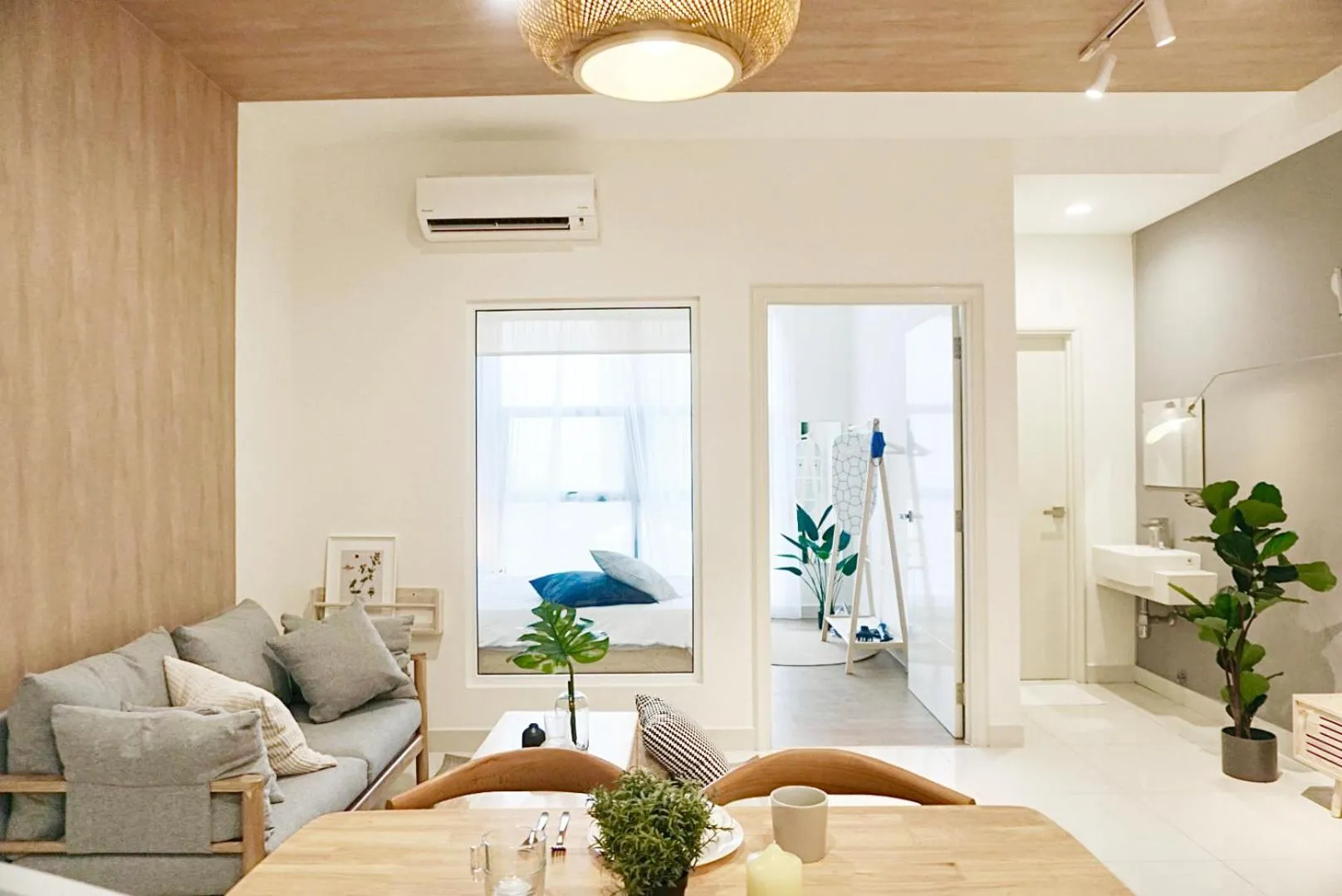 Living room in Arte Mont Kiara by CozyNest