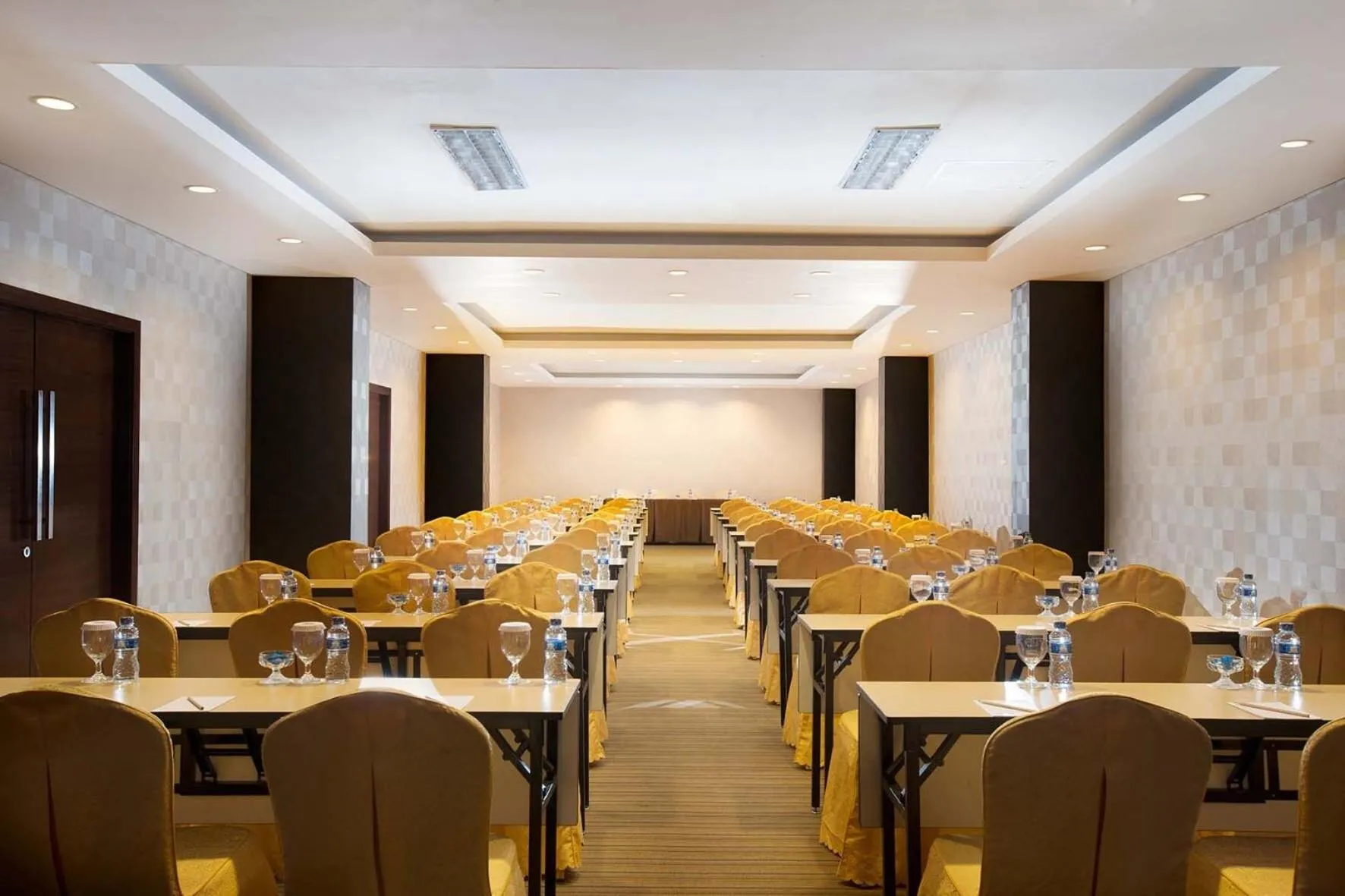 Meeting/conference room in Hariston Hotel & Suites, Pluit - Jakarta