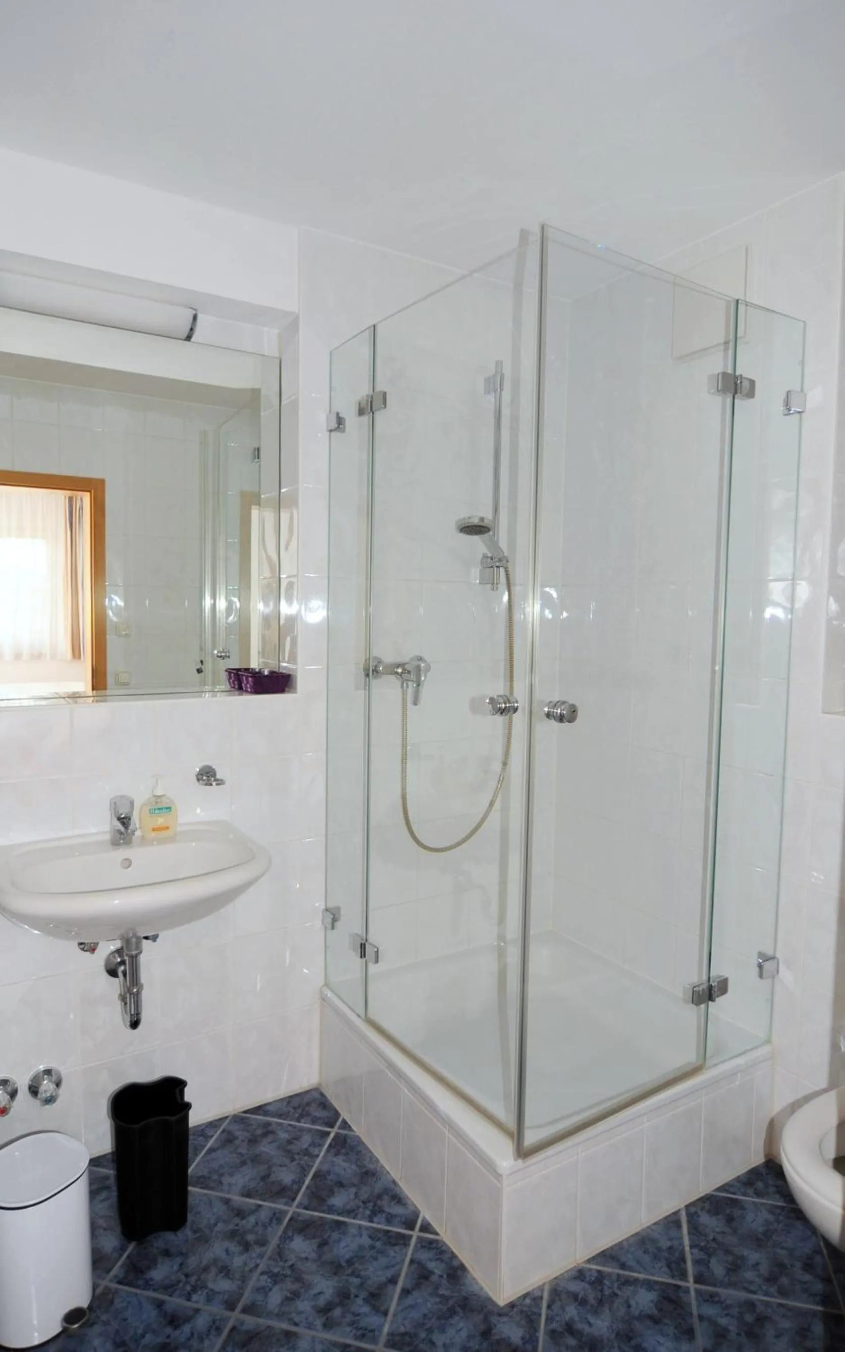 Pension Demmel, Bed & Breakfast