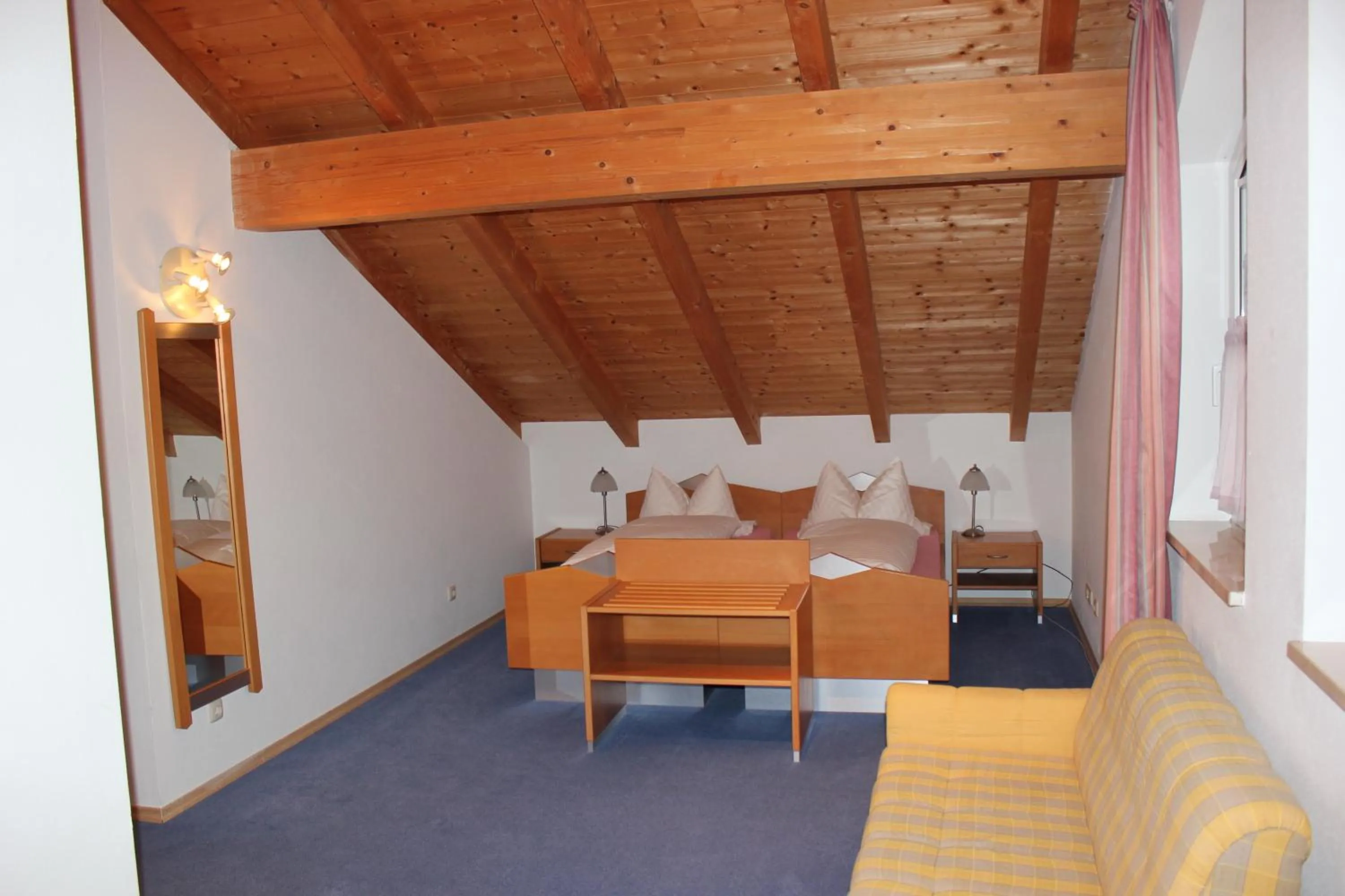 Family Room in Pension Demmel, Bed & Breakfast