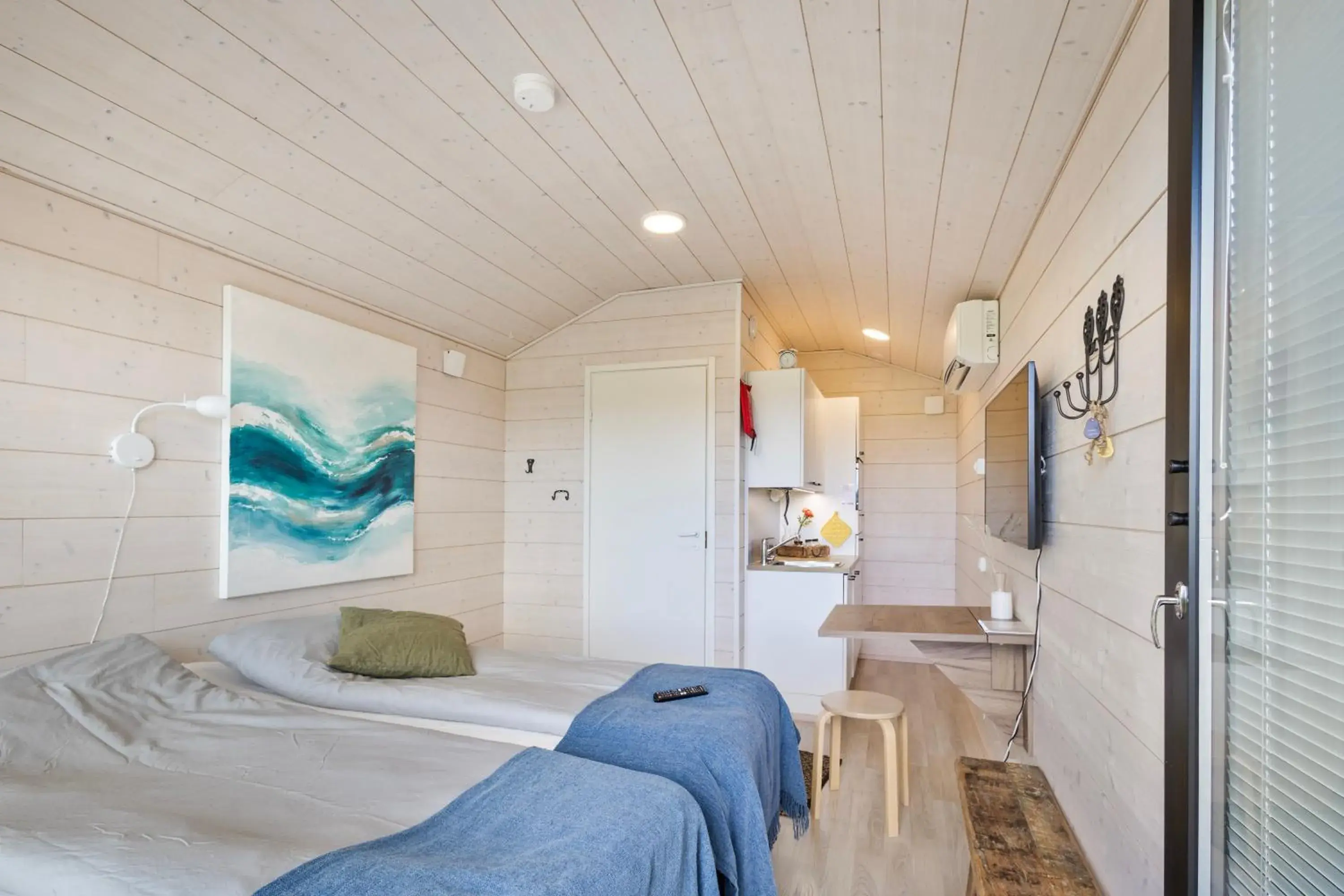 Double Room with Private Bathroom in B&B Villa Helmi Double Room with Private Bathroom in B&B Villa Helmi