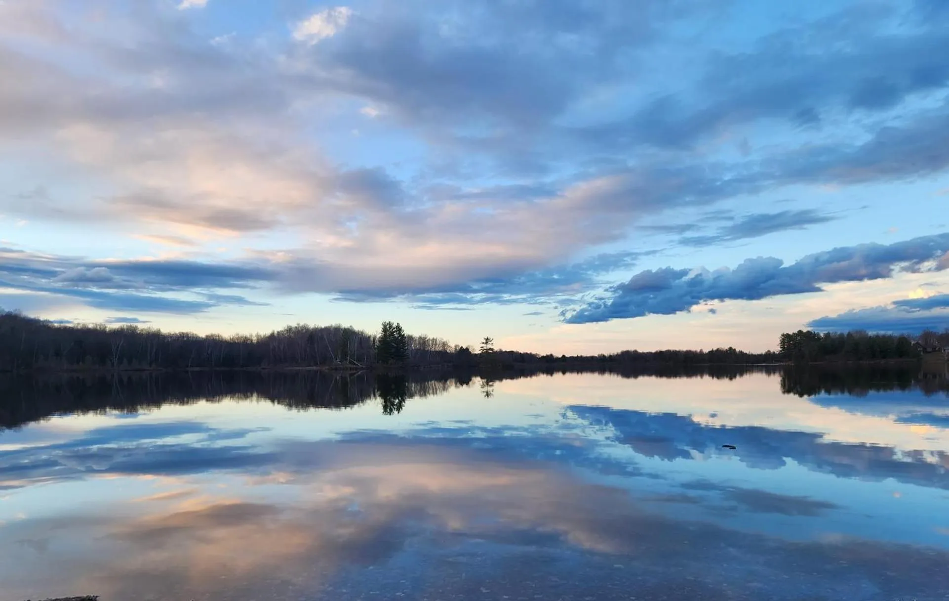 Lake view in Camp 28