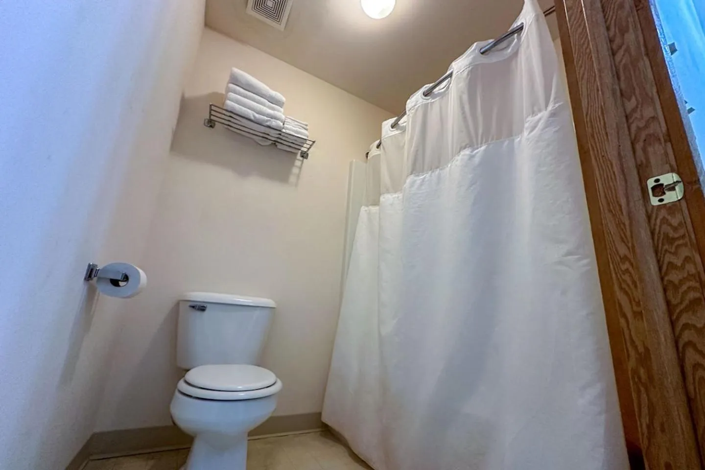 Bathroom in Camp 28