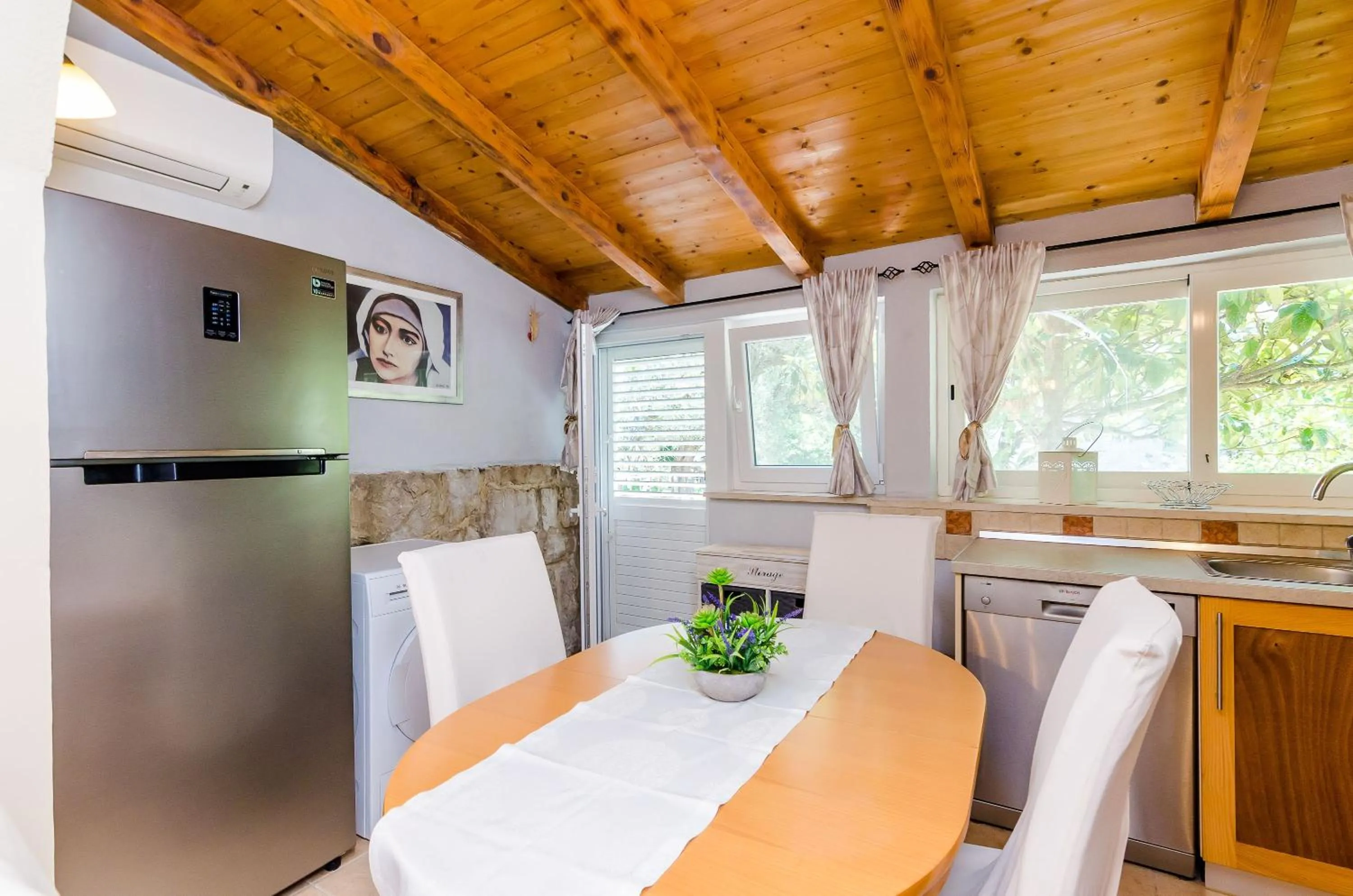 Dining area in Camelia Luxury Apartments