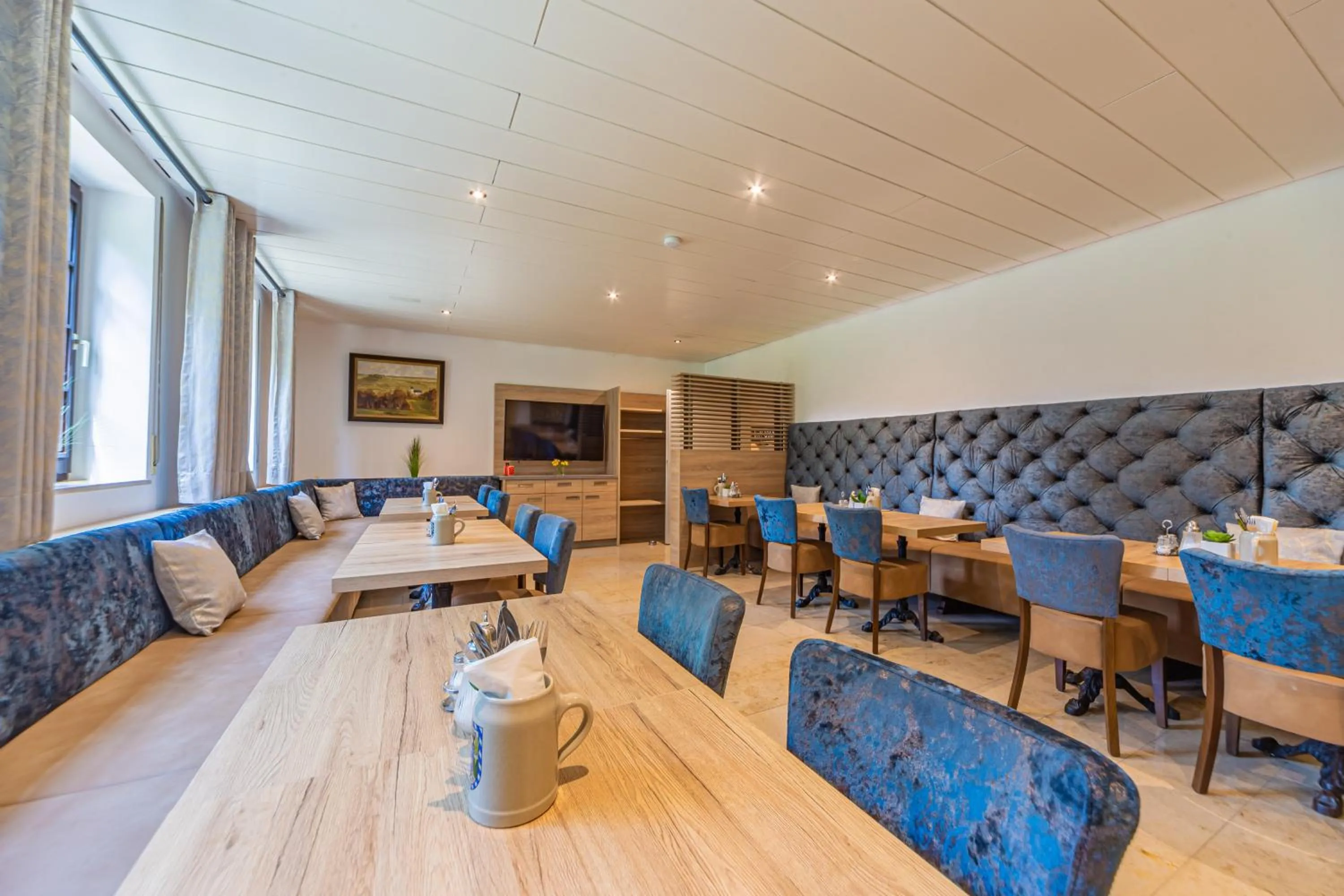 Restaurant/places to eat in Hotel Franken