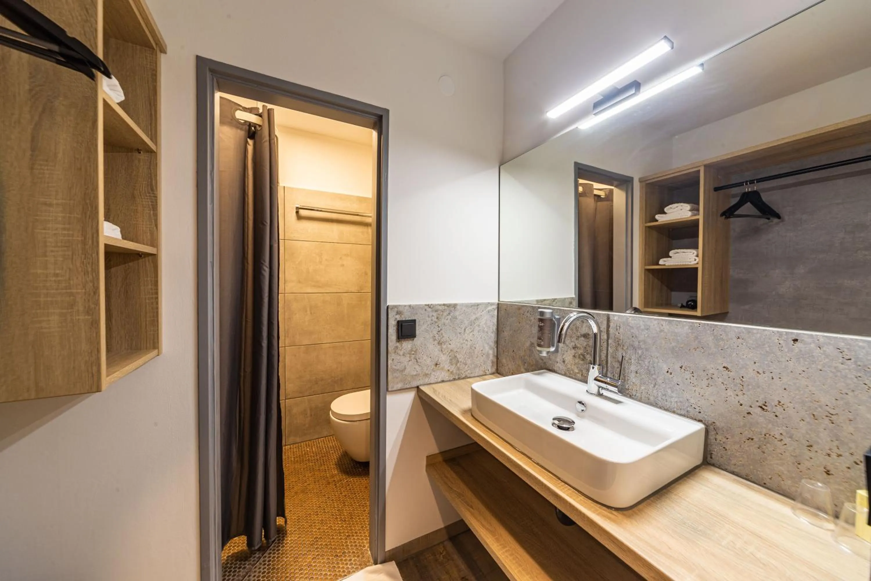 Shower in Hotel Franken