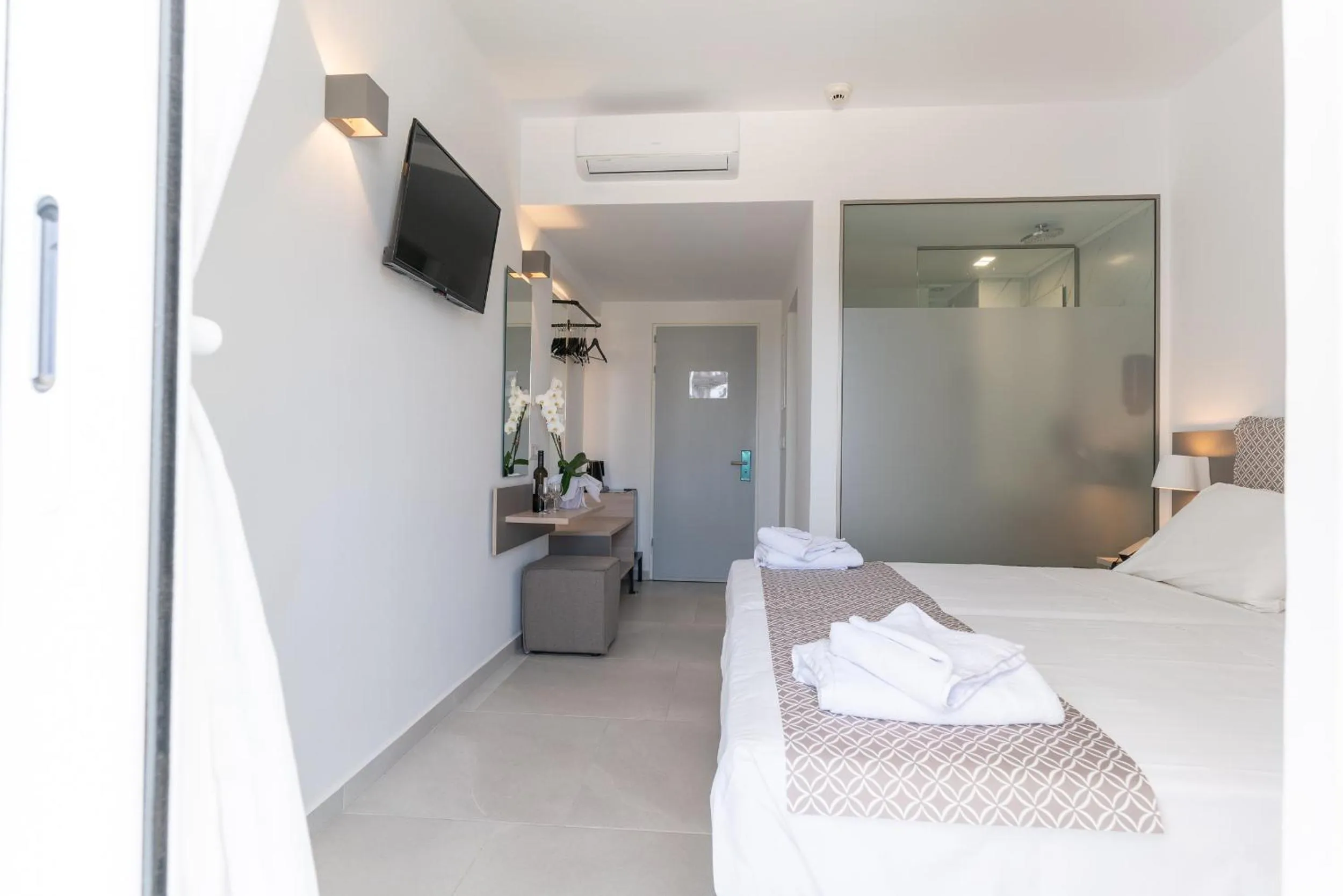 Bed in Lymberia Hotel