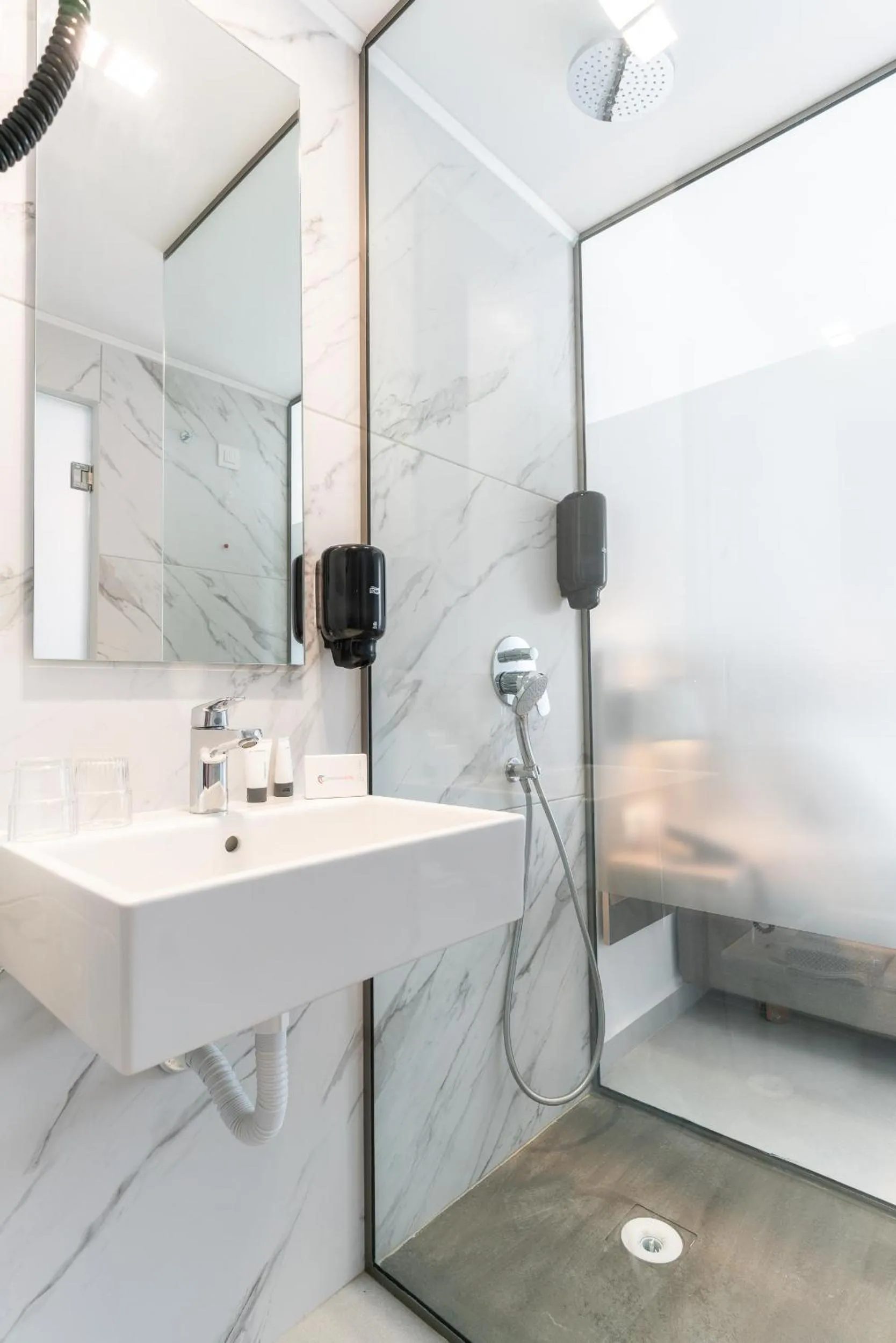 Bathroom in Lymberia Hotel