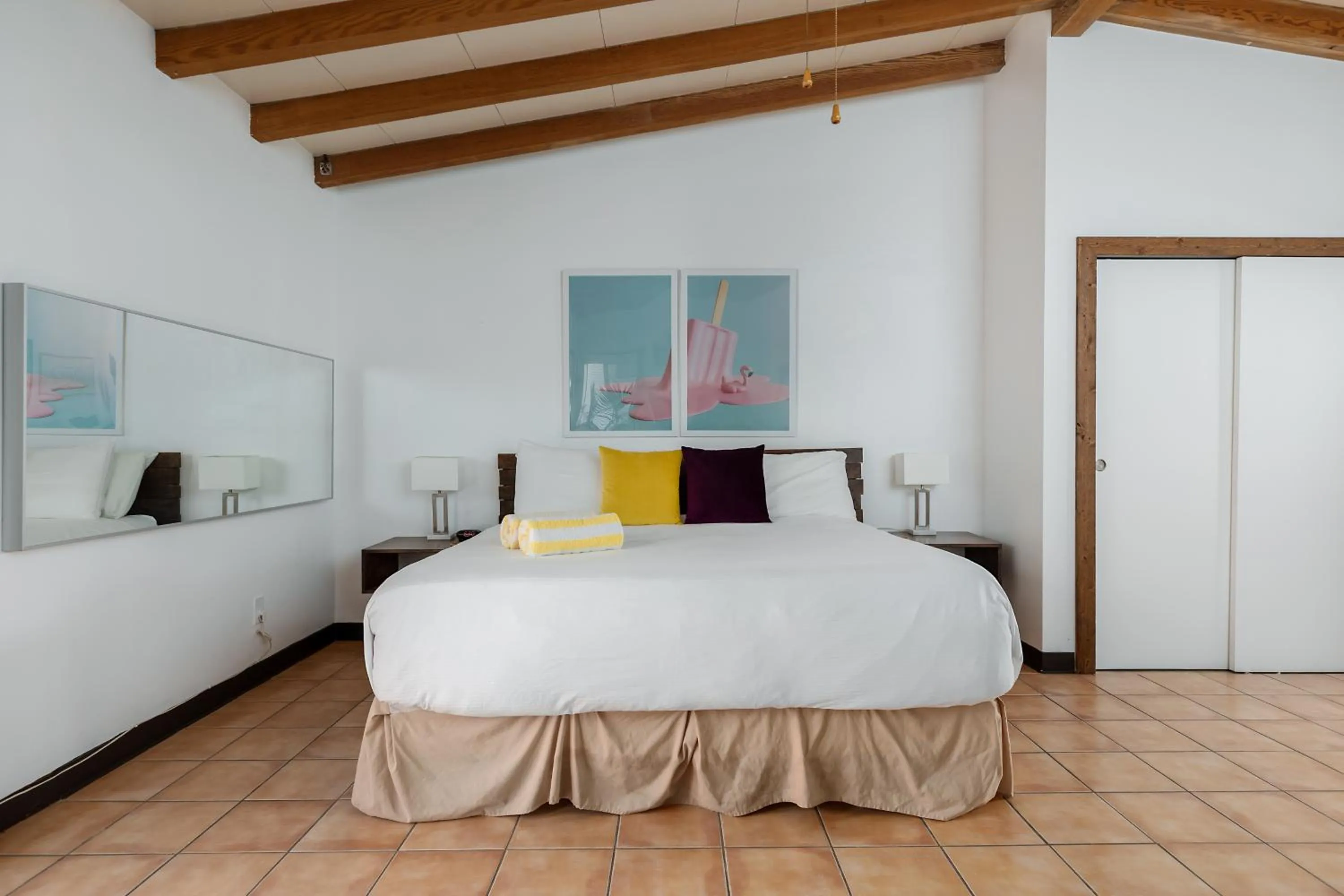 Bed in Float Palm Springs - Adults Only