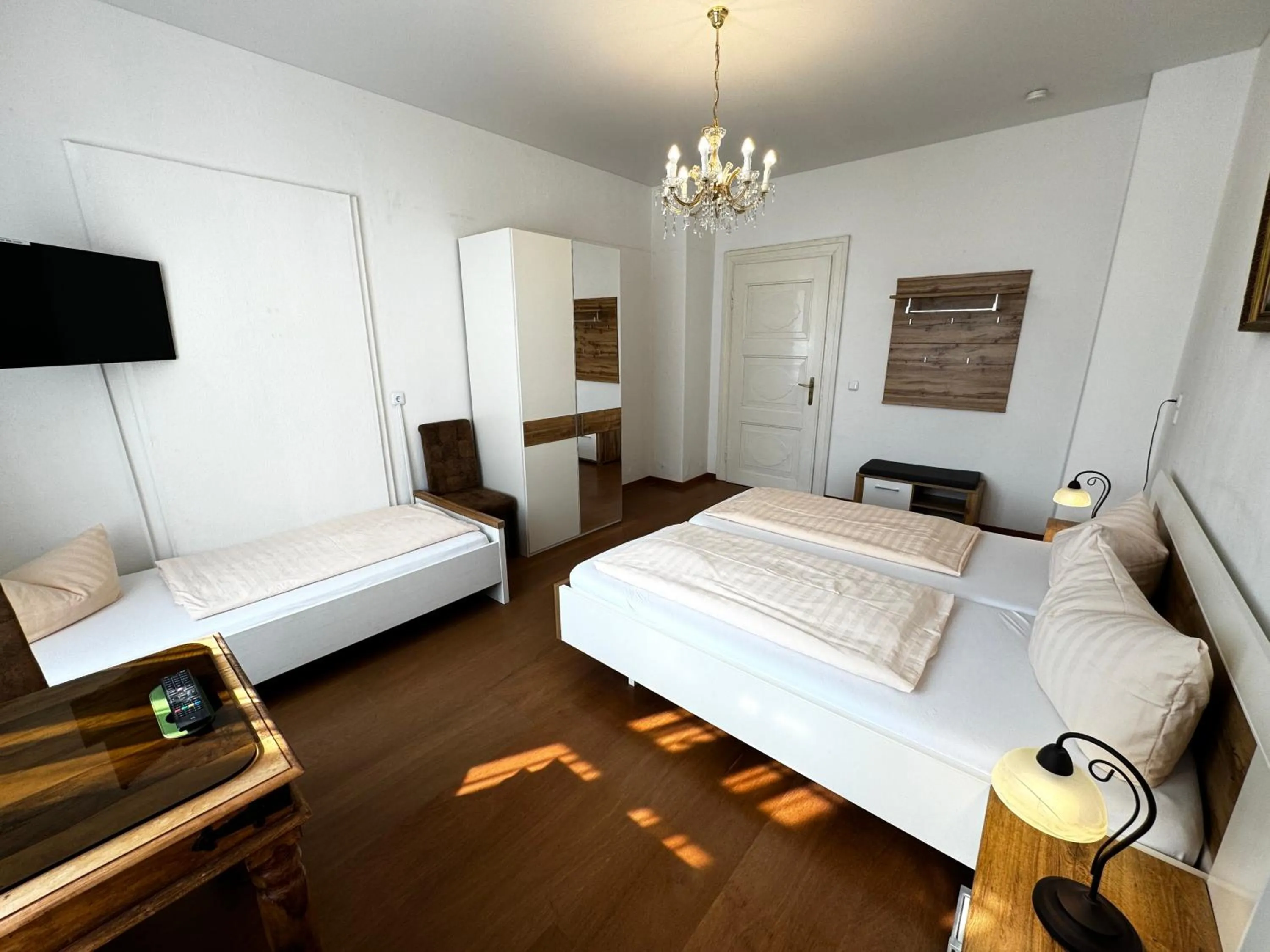 Bed in Hotel Zu den Linden