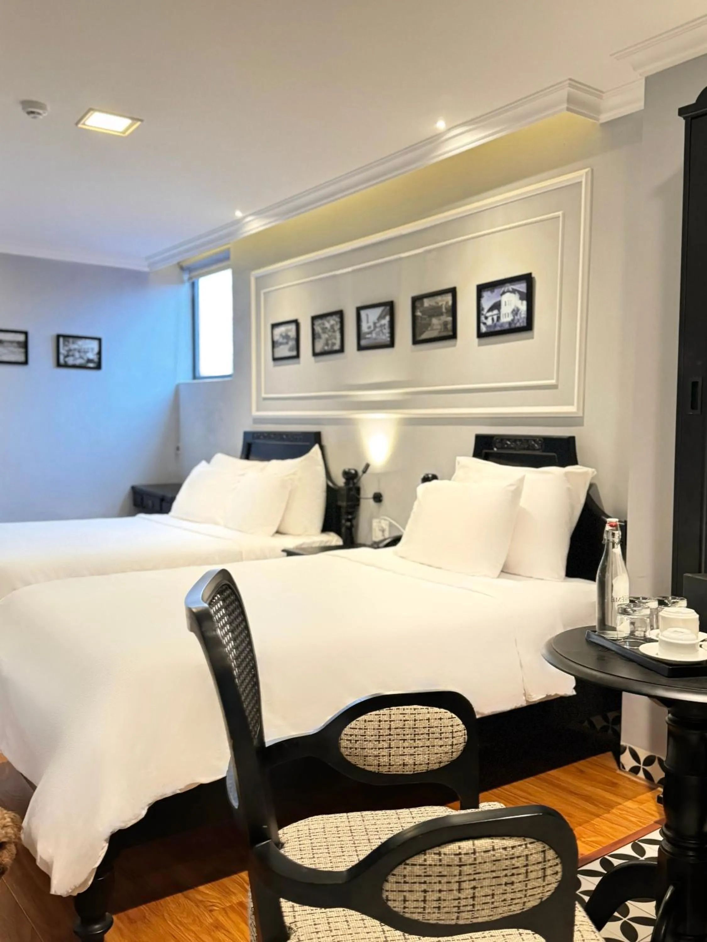 Bed in TTR Skypool View Hotel