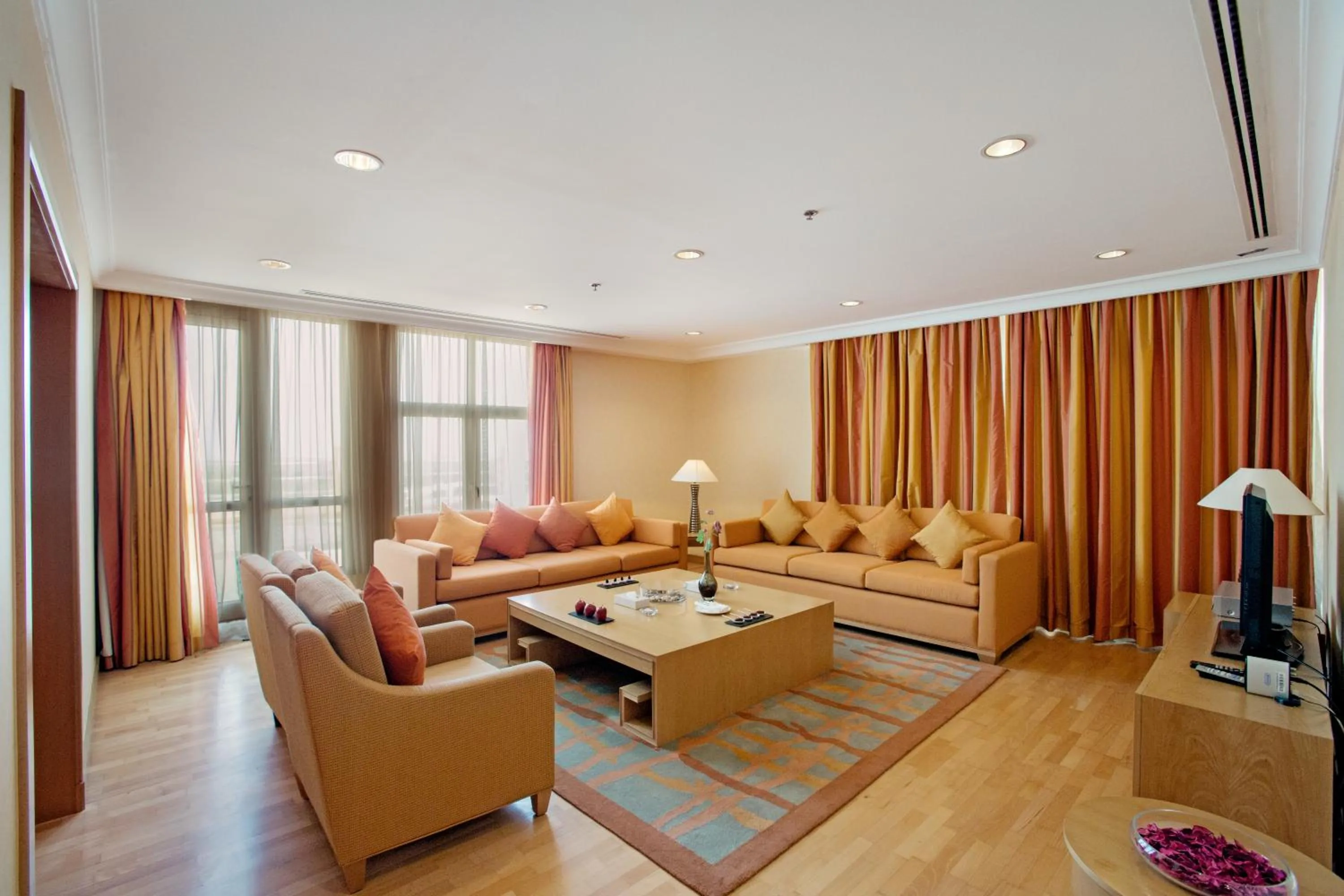 Living room in Copthorne Al Jahra Hotel & Resort