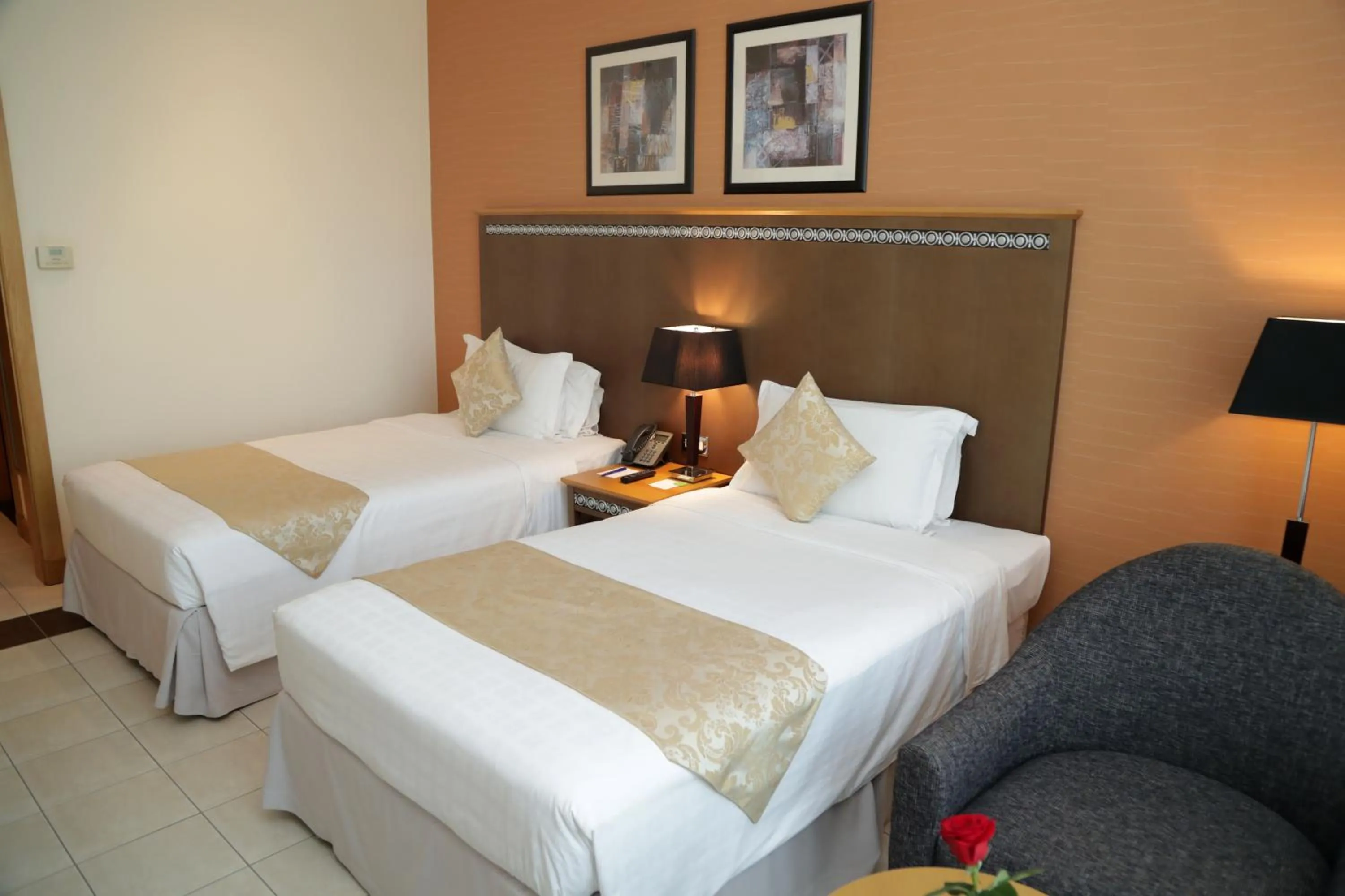 Property building, Bed in Copthorne Al Jahra Hotel & Resort