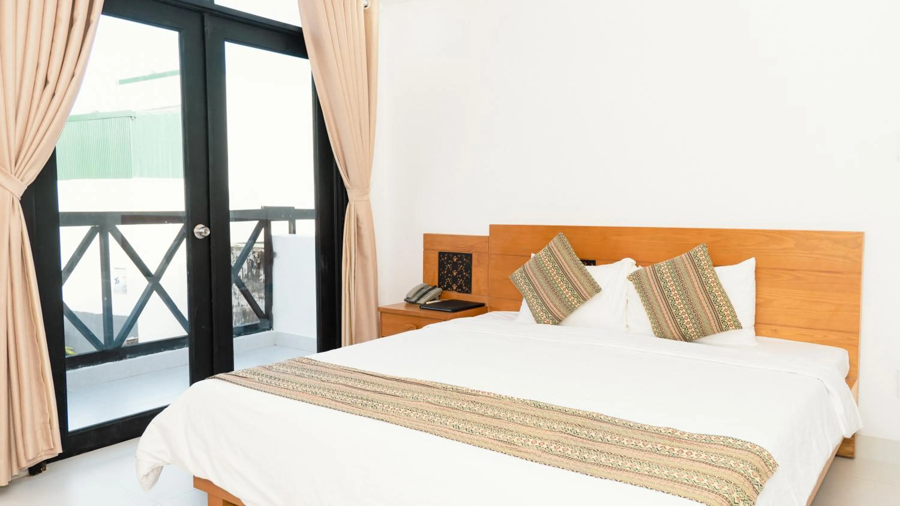 Bed in Trung Nguyên Coffee Resort