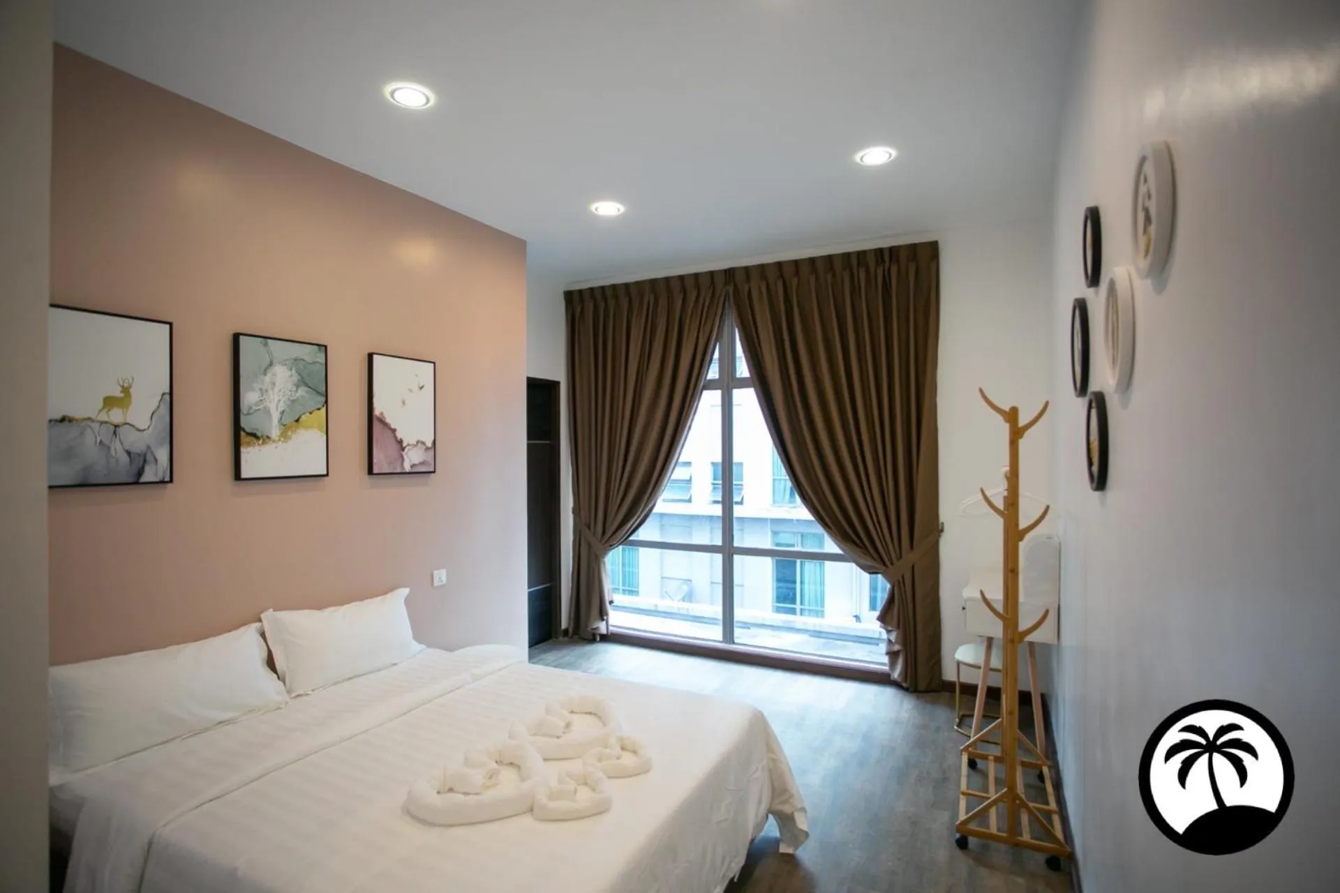 Photo of the whole room, Bed in Paradise Suite at KK Times Square, beside Imago