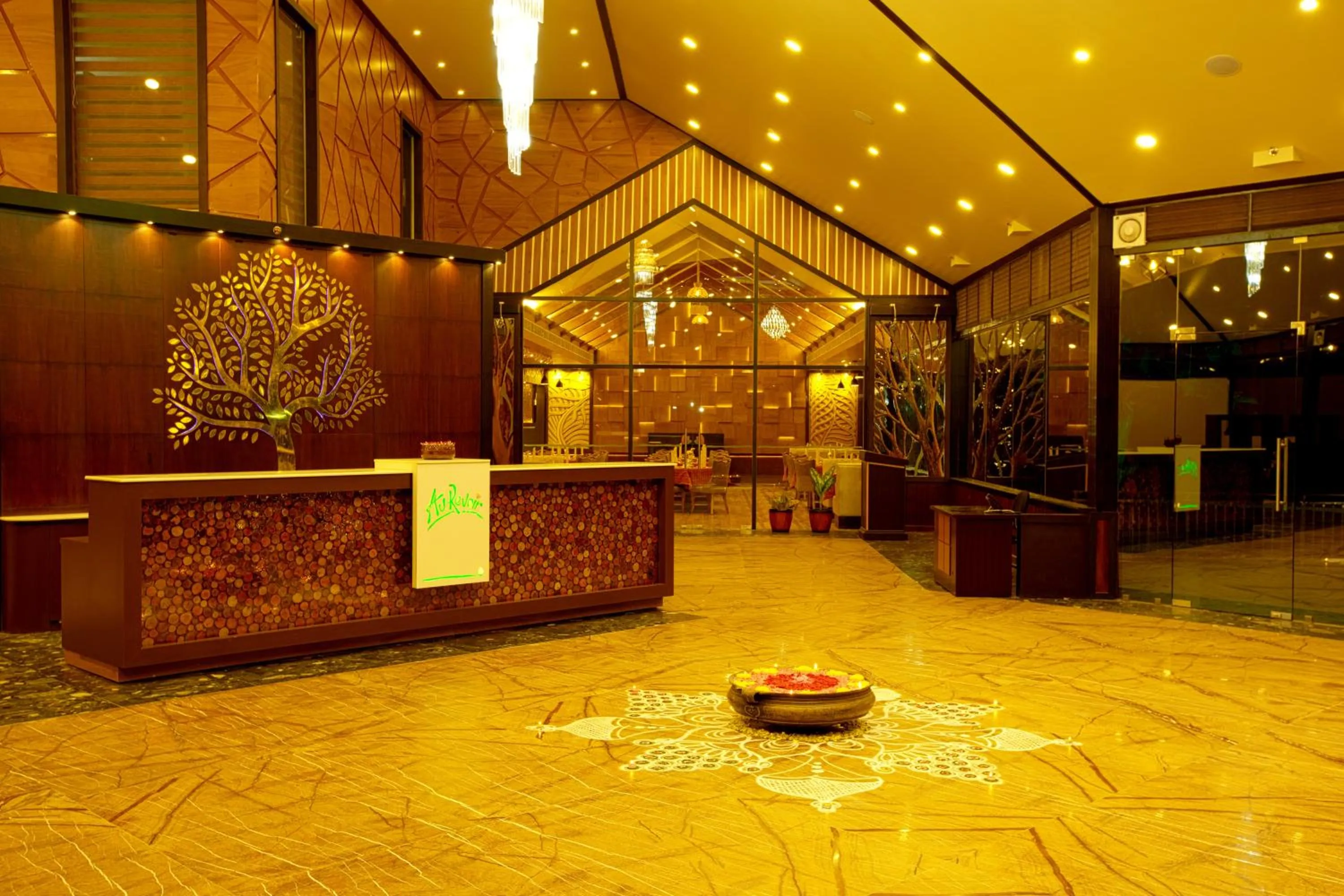 Staff in Au Revoir Wellness Resort, Malampuzha