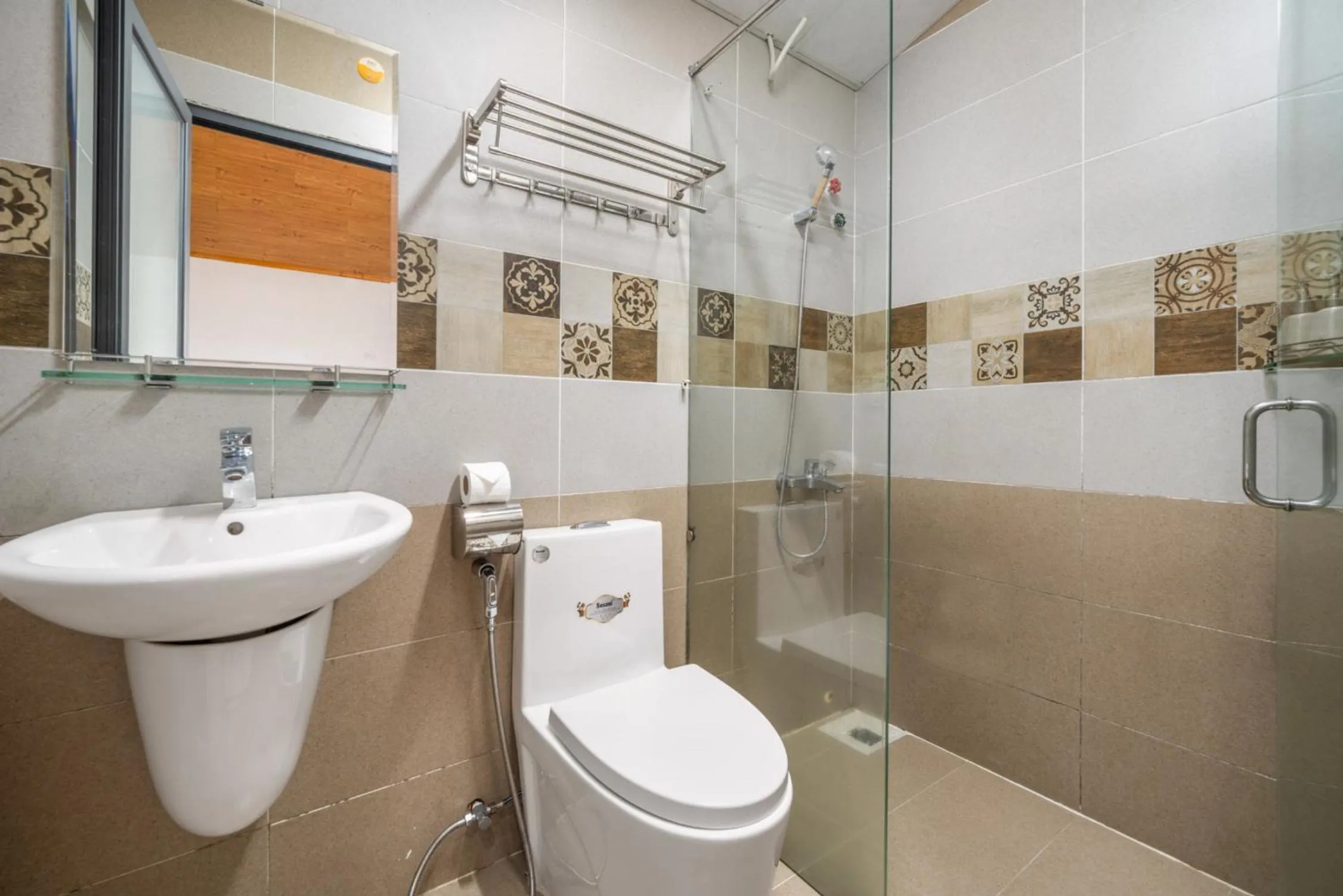 Shower in AN Boutique Hotel