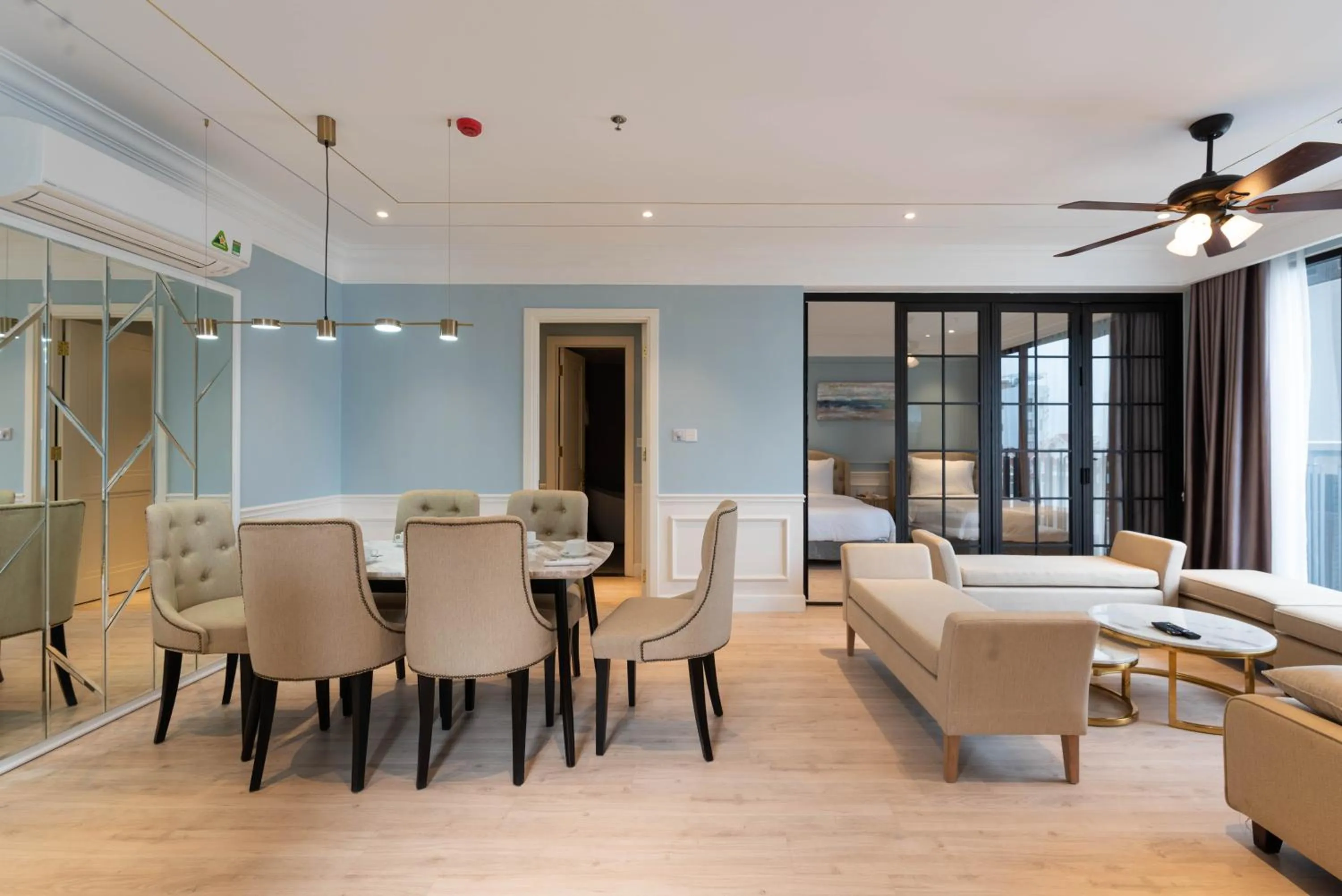 Living room in Louis Mo Apartment