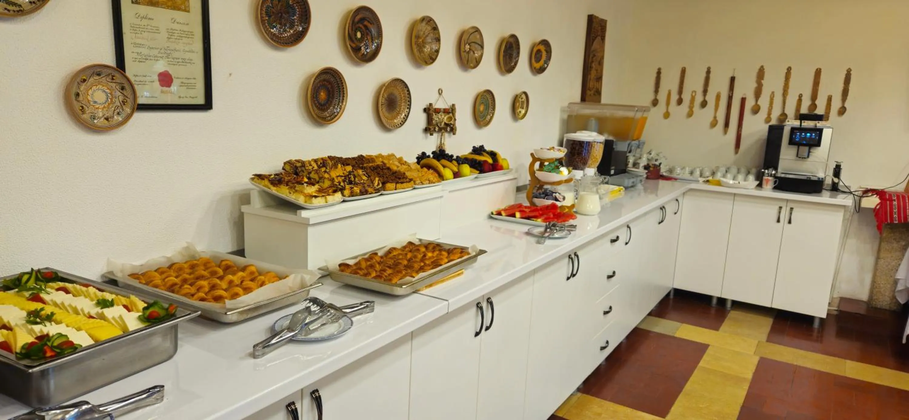 Buffet breakfast in Ilinca