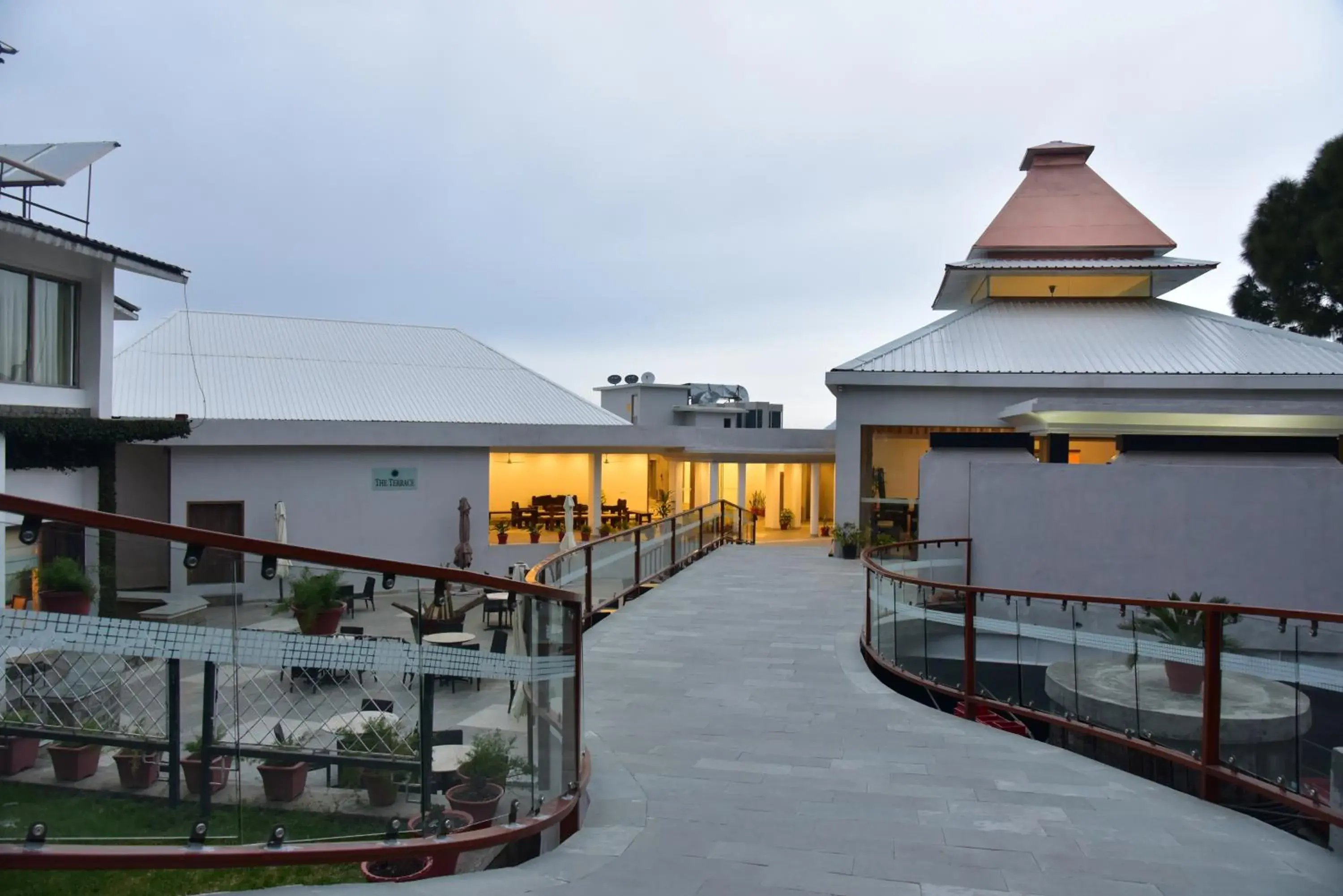 Property building in Timber Trail Heights & Terraces-Cable Car Escape Property building in Timber Trail Heights & Terraces-Cable Car Escape