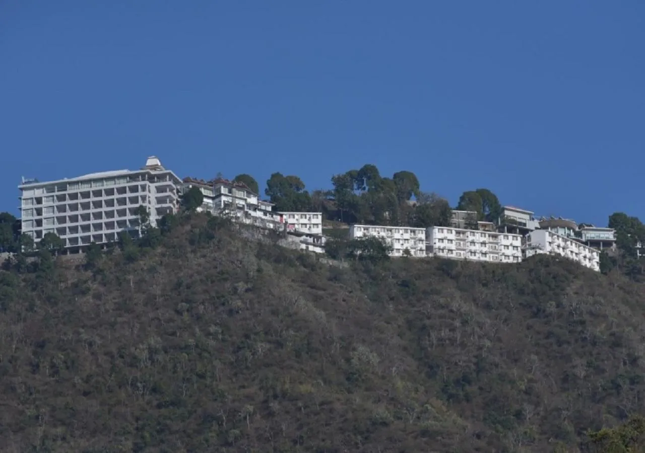 Property building in Timber Trail Heights & Terraces-Cable Car Escape