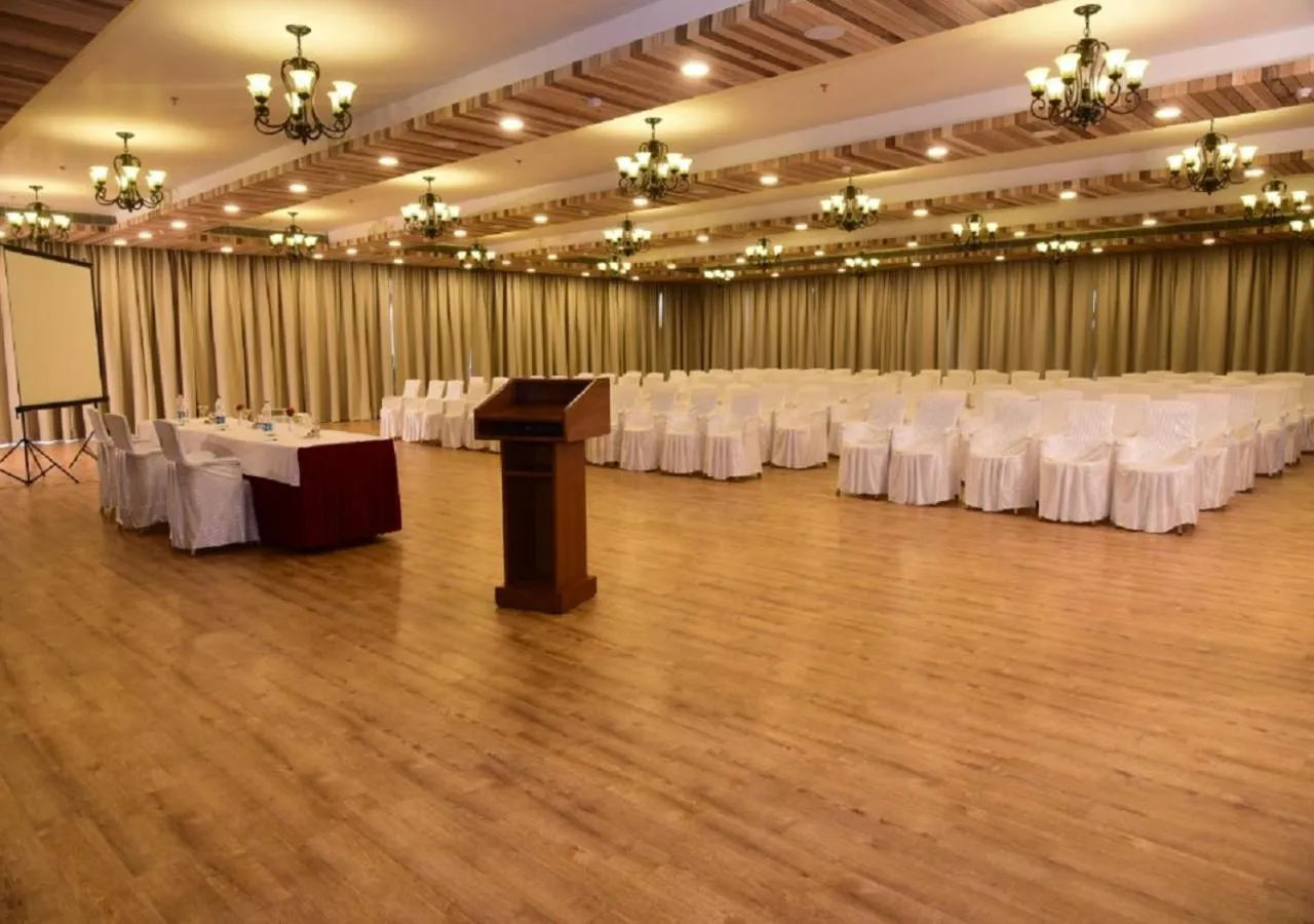 Meeting/conference room in Timber Trail Heights & Terraces-Cable Car Escape