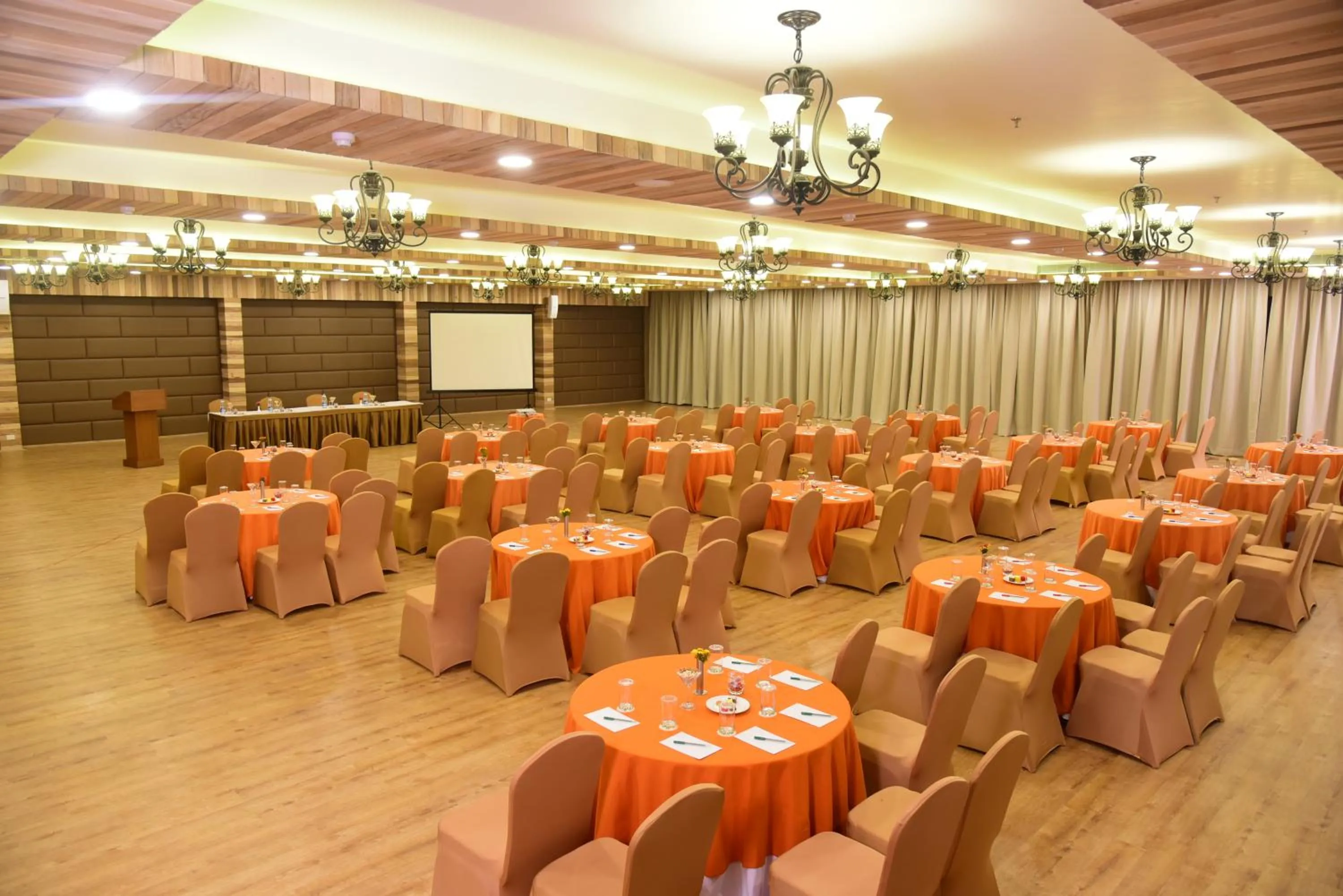 Banquet/Function facilities in Timber Trail Heights & Terraces-Cable Car Escape