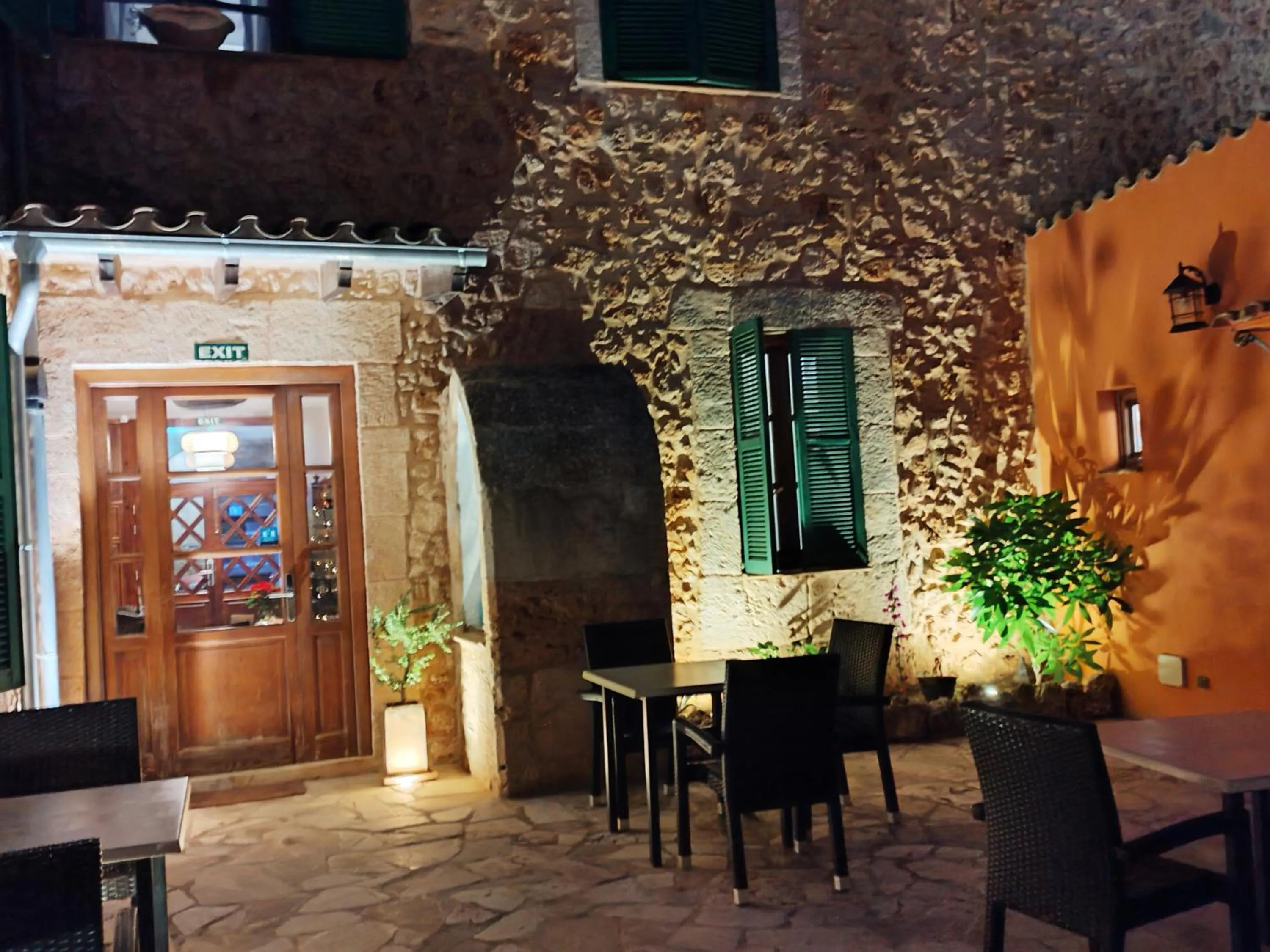 PETIT HOTEL ALGAIDA