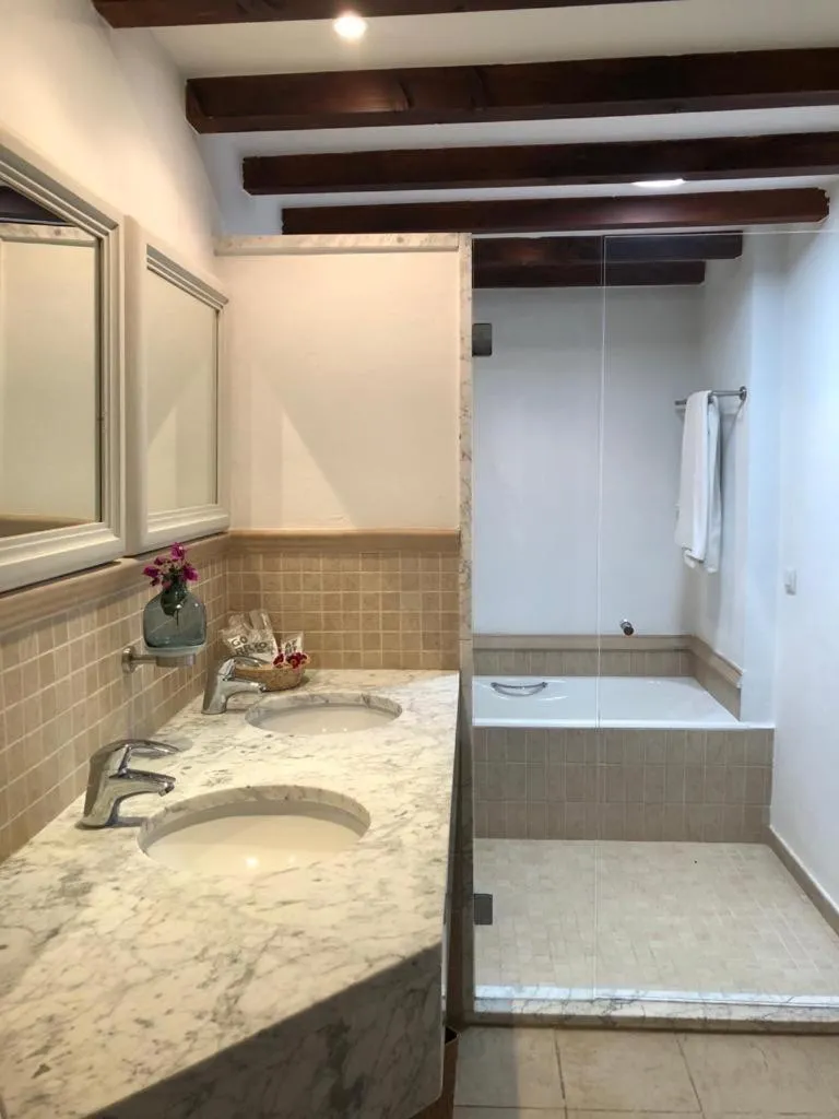 Bathroom in PETIT HOTEL ALGAIDA