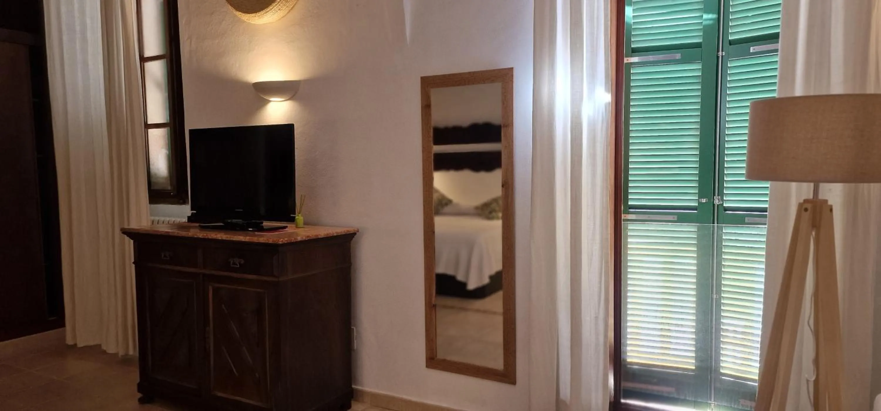Decorative detail in PETIT HOTEL ALGAIDA