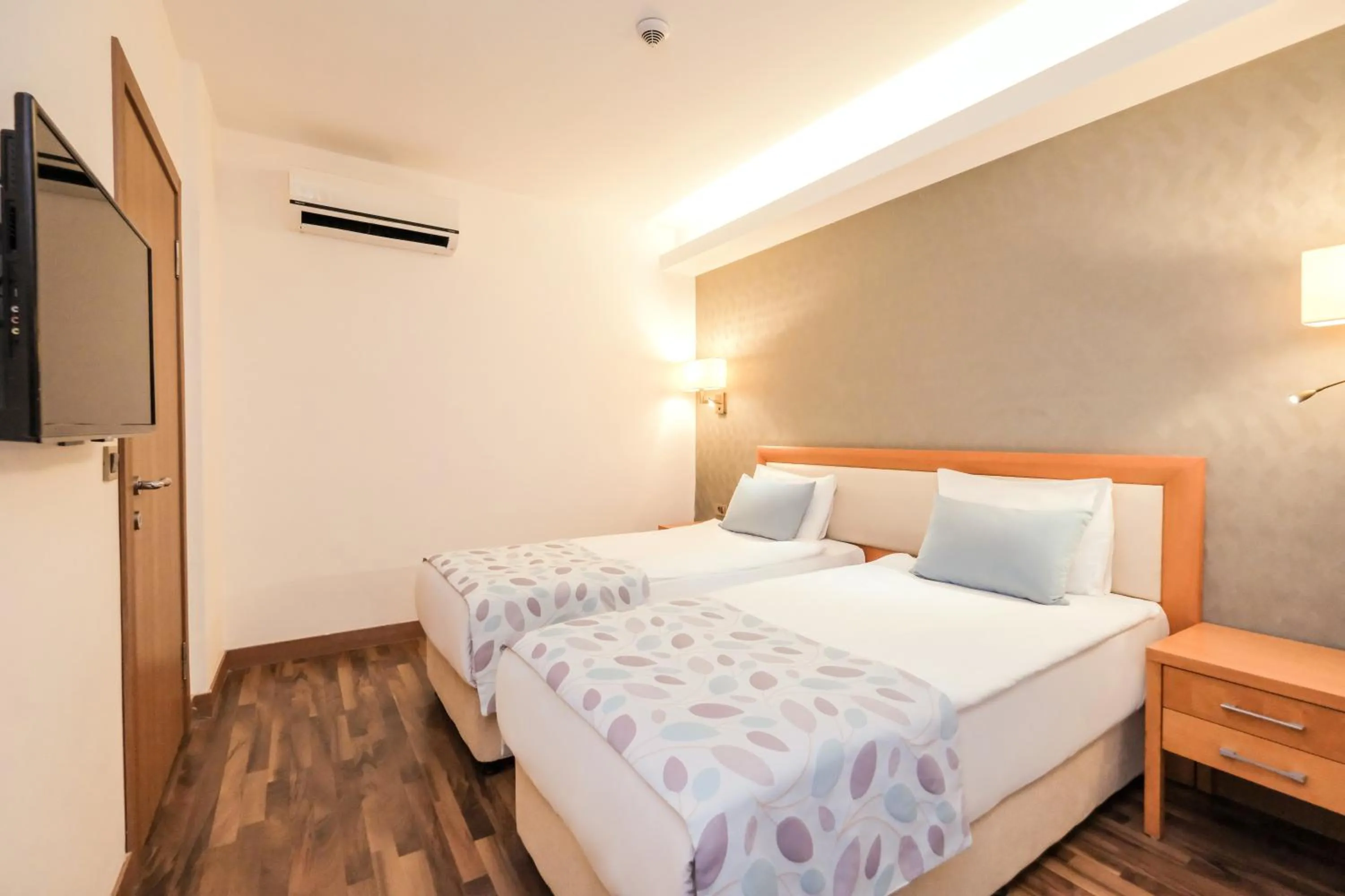 TV and multimedia, Bed in Orka Village Hisarönü