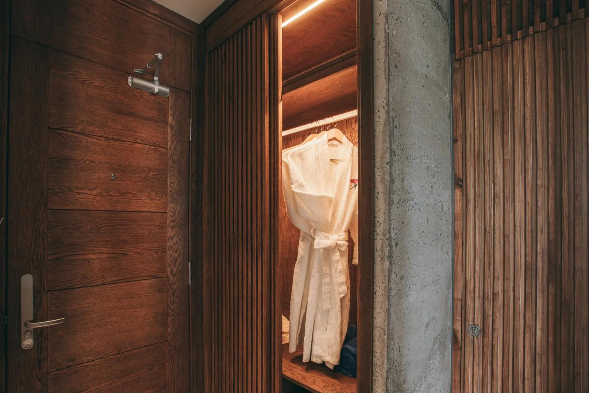wardrobe in JM Boutique Hotel
