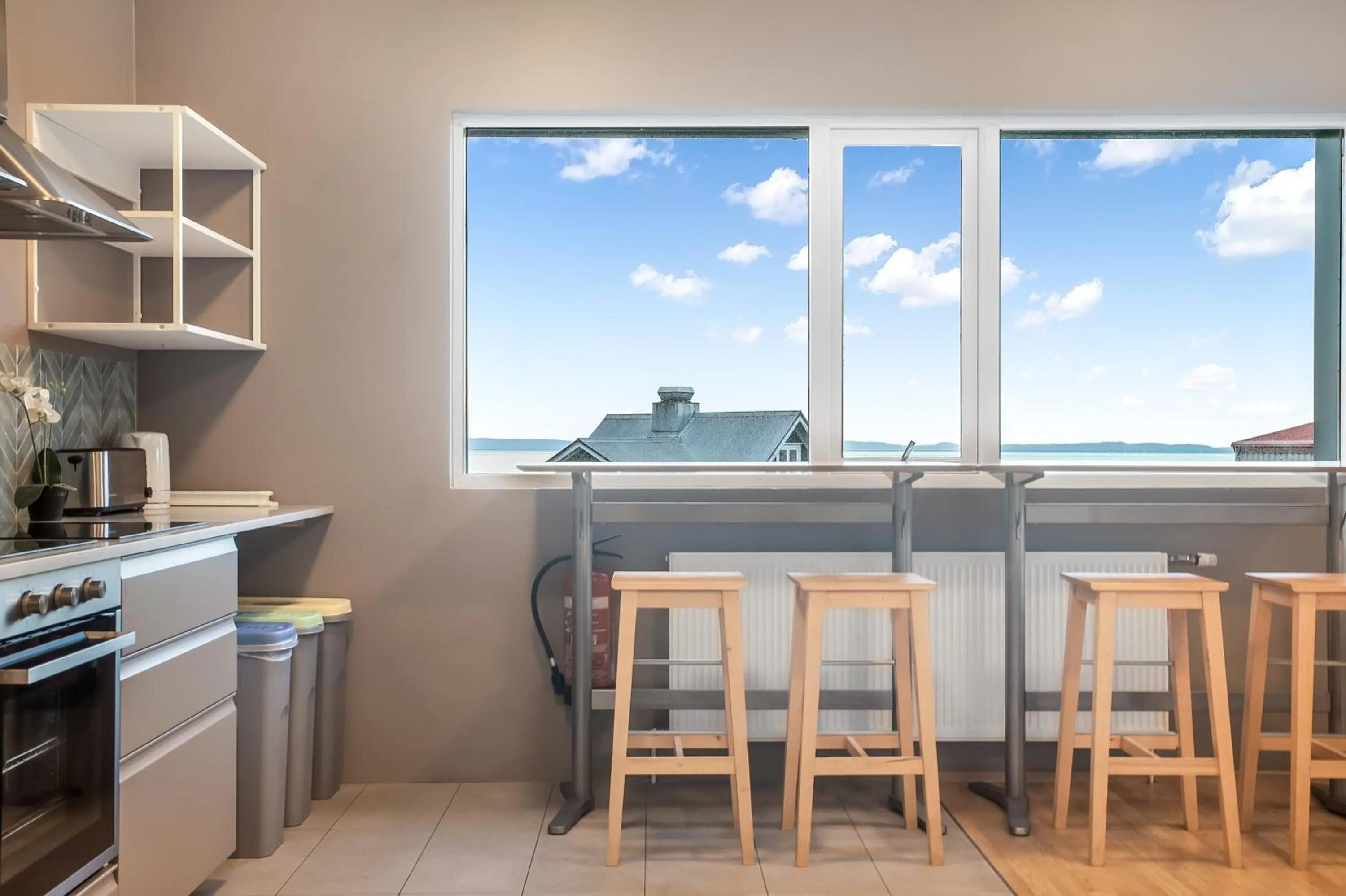 Restaurant/places to eat in Stöð Guesthouse and apartments