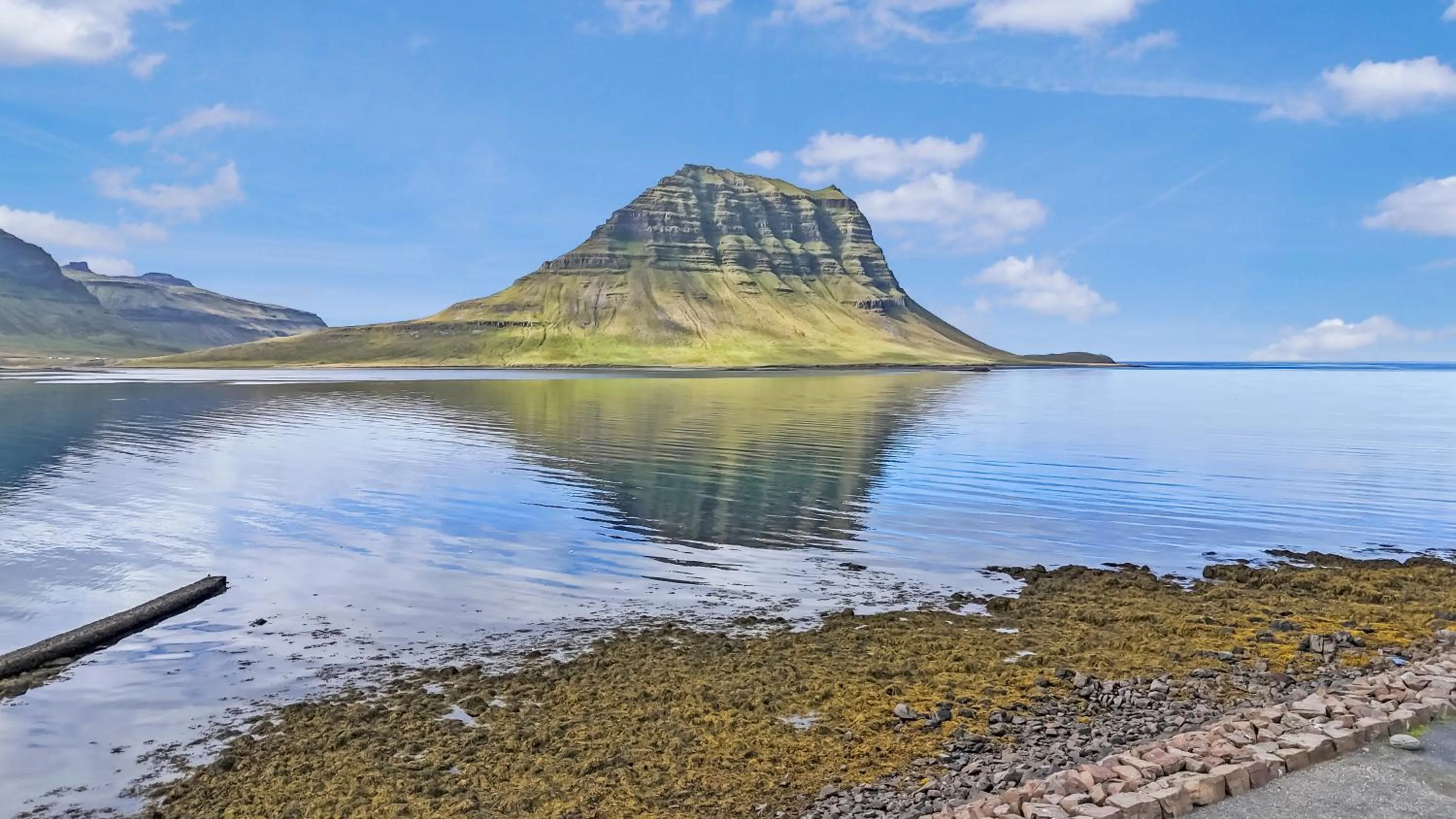Mountain view in Stöð Guesthouse and apartments