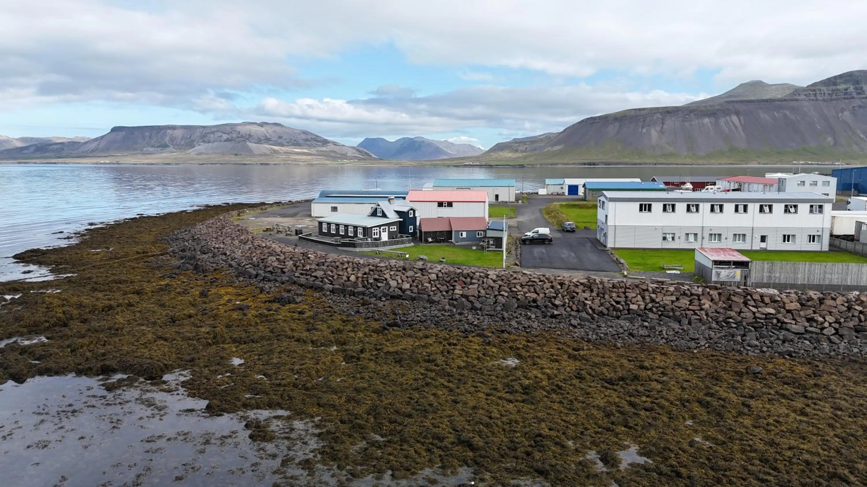 Property building in Stöð Guesthouse and apartments
