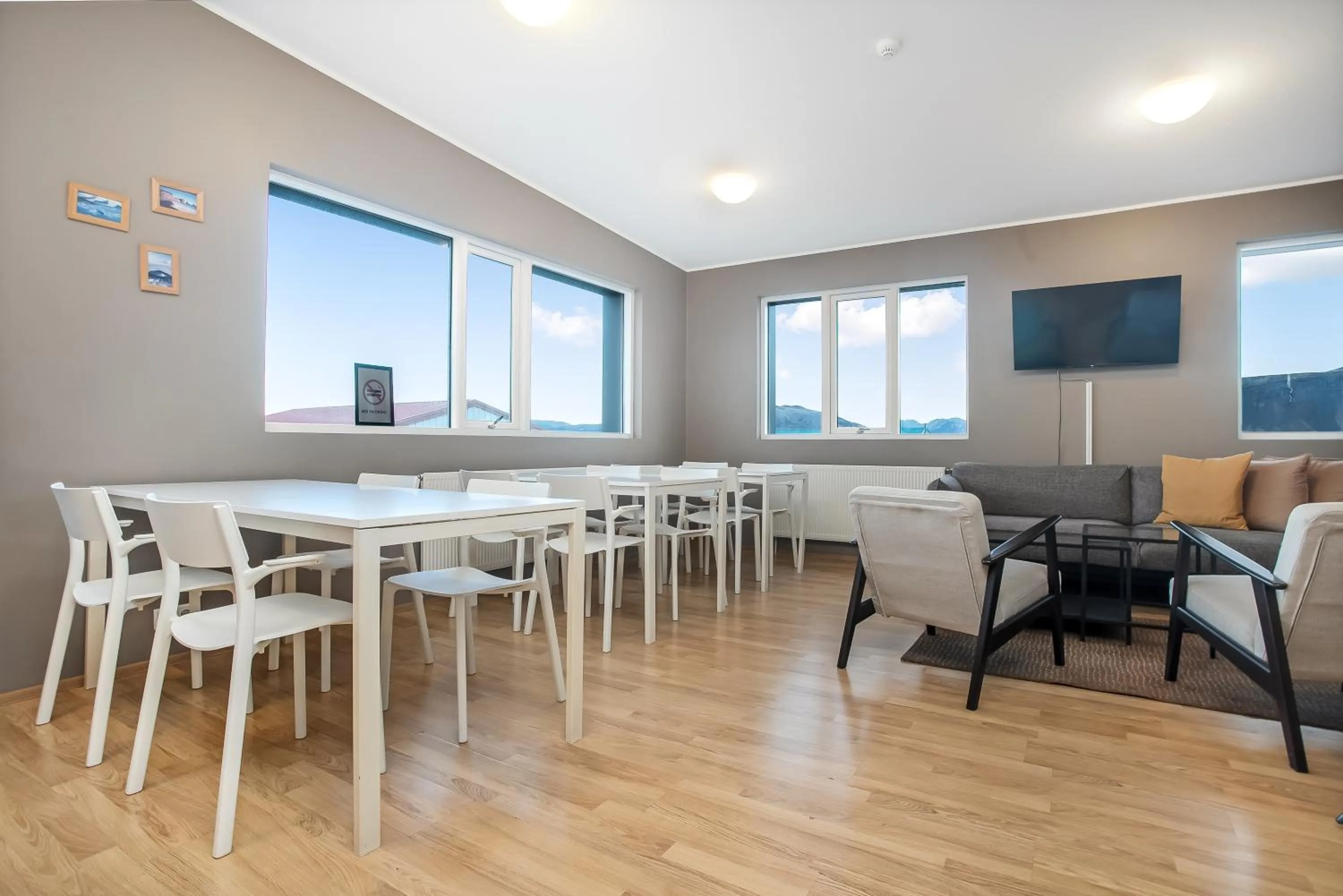 Seating area in Stöð Guesthouse and apartments