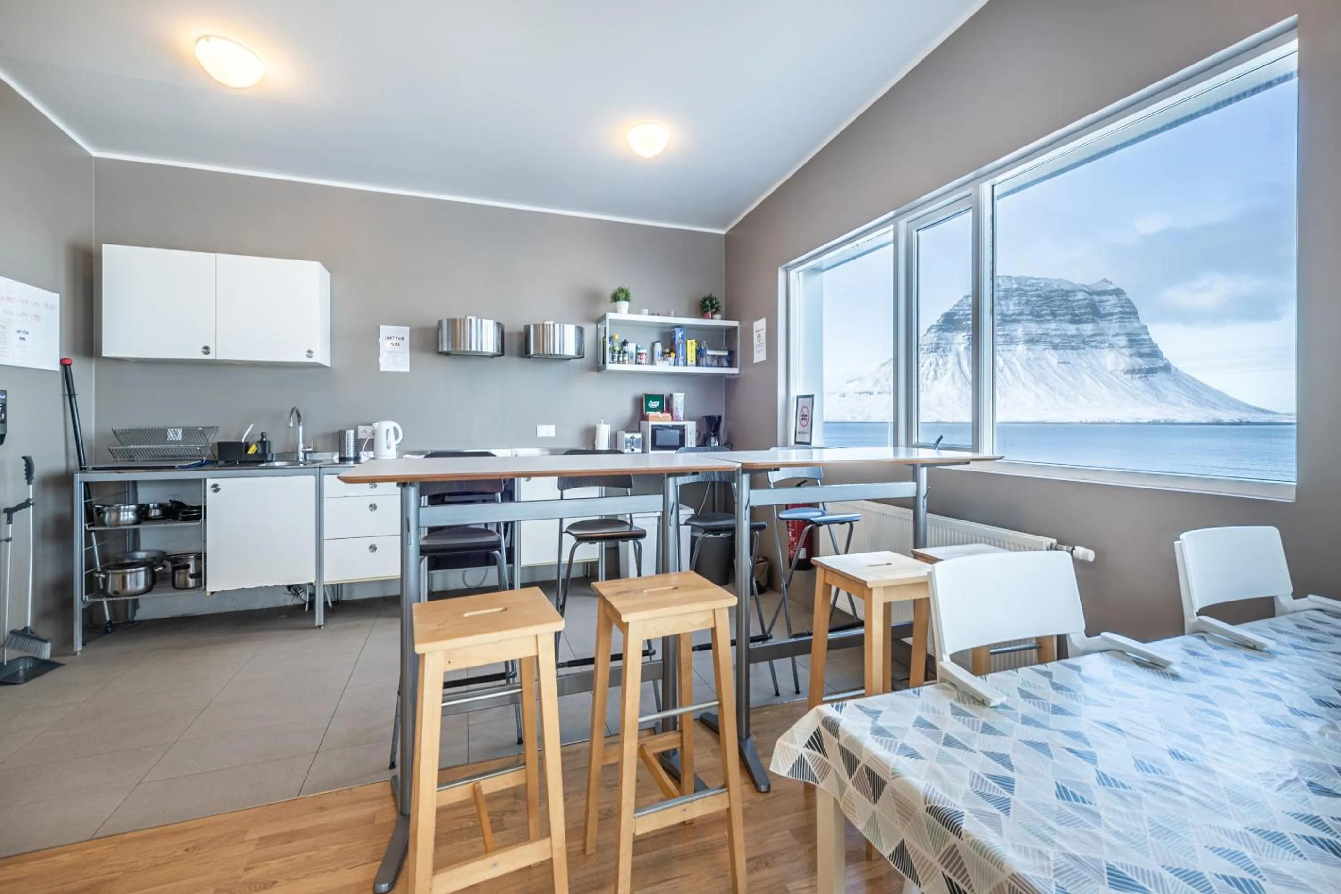 Coffee/tea facilities in Stöð Guesthouse and apartments