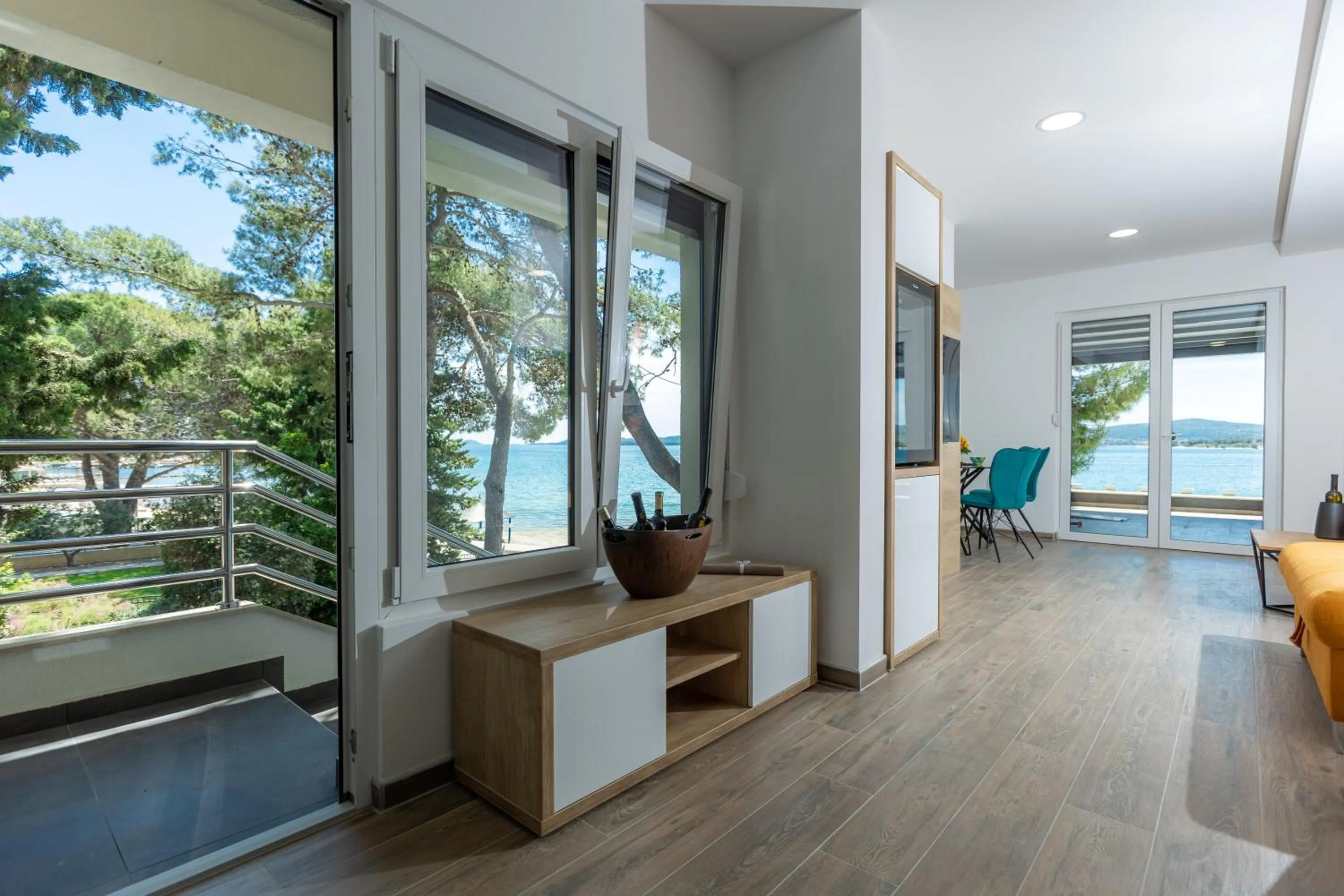Sea view in Apartments Maris